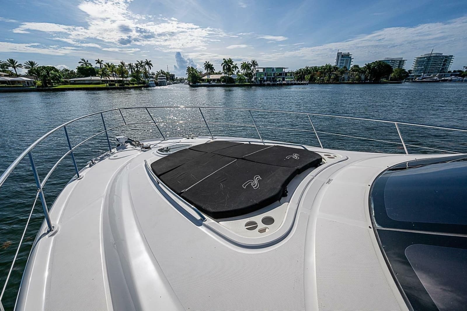 2010 Sea Ray 520 Sedan Bridge - Photo 27
