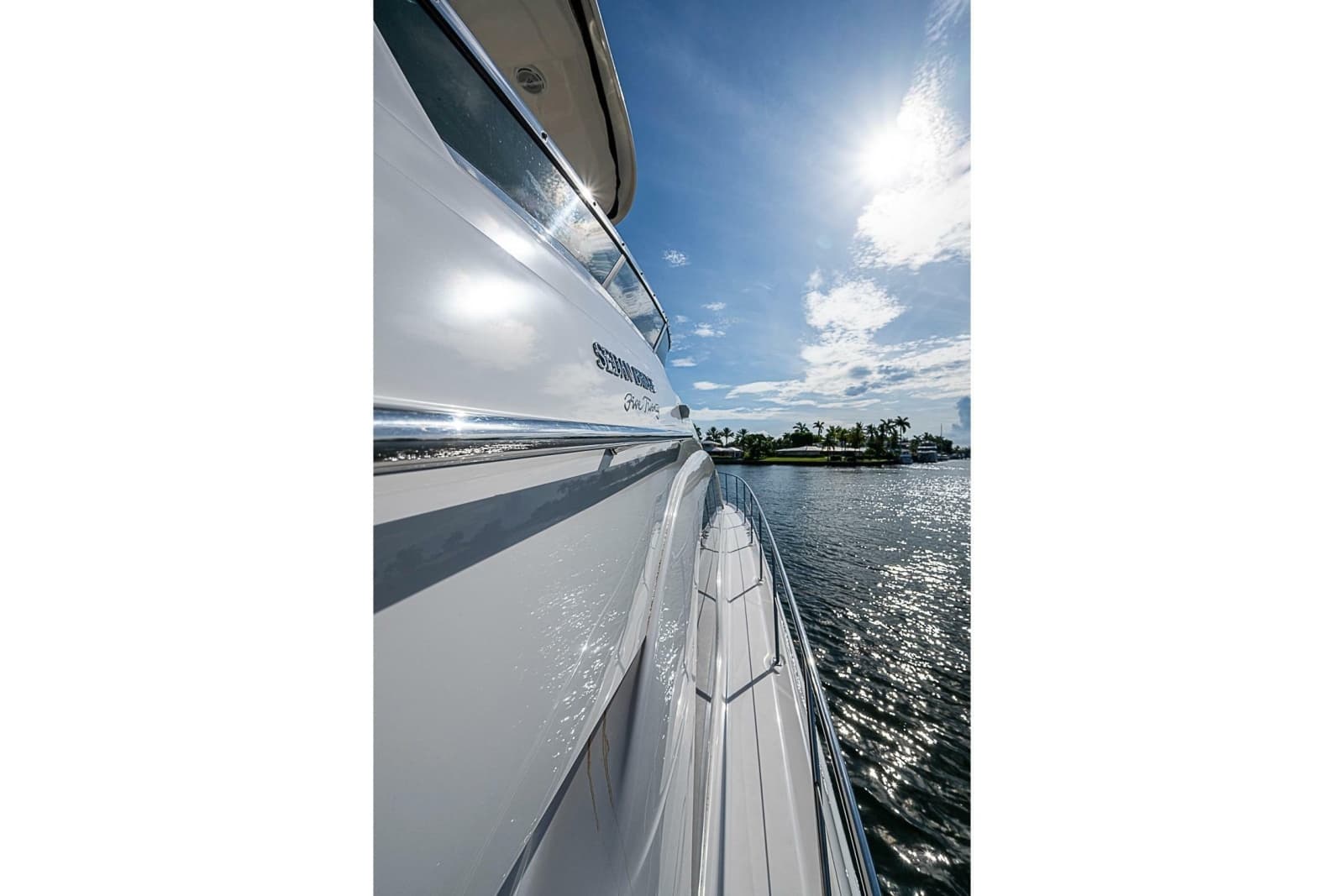 2010 Sea Ray 520 Sedan Bridge - Photo 31