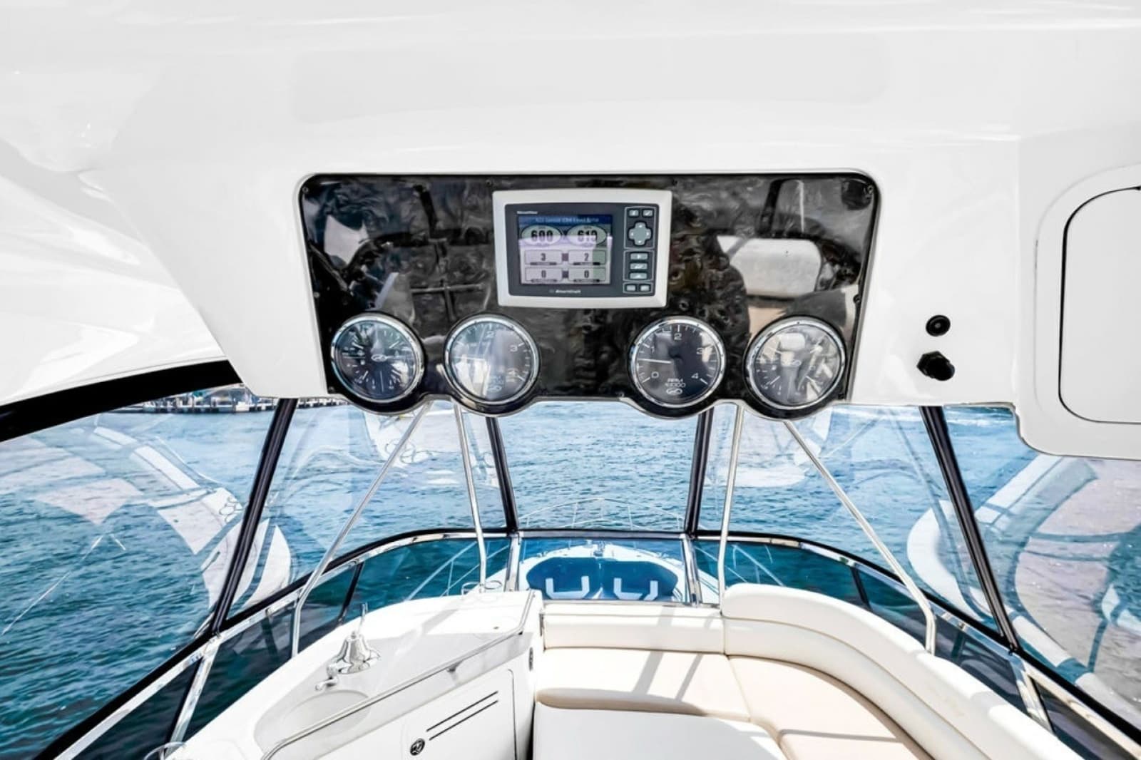 2010 Sea Ray 52 Sedan Bridge - Photo 71