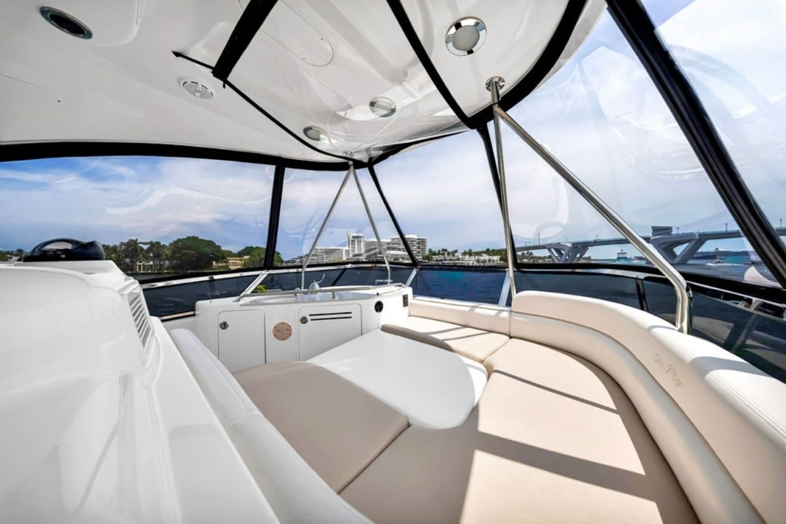 2010 Sea Ray 52 Sedan Bridge - Photo 72
