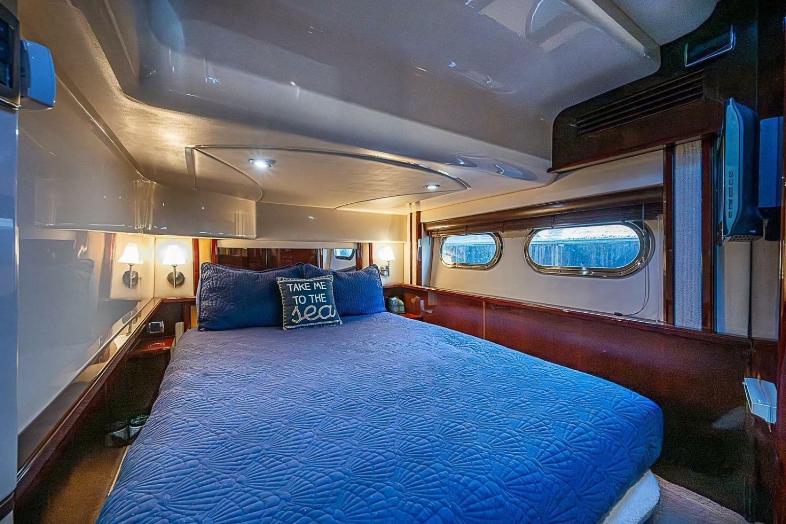 2010 Sea Ray 520 Sedan Bridge - Photo 52