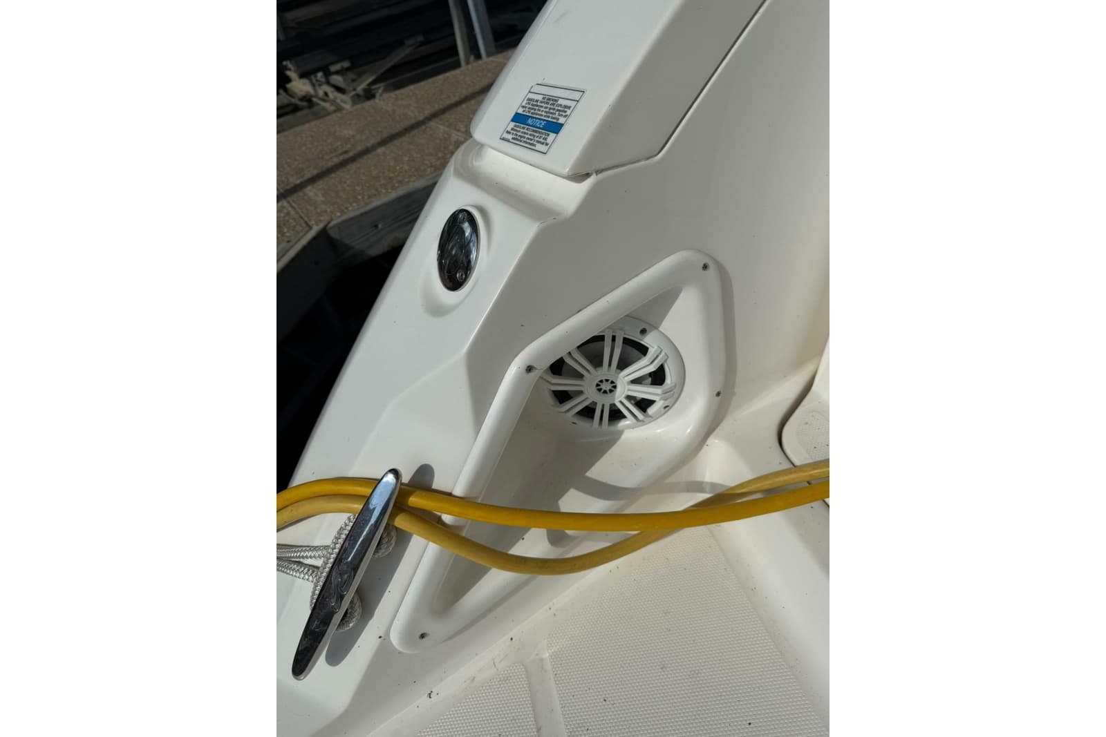 2009 Sea Ray Sundancer 350 - Photo 23