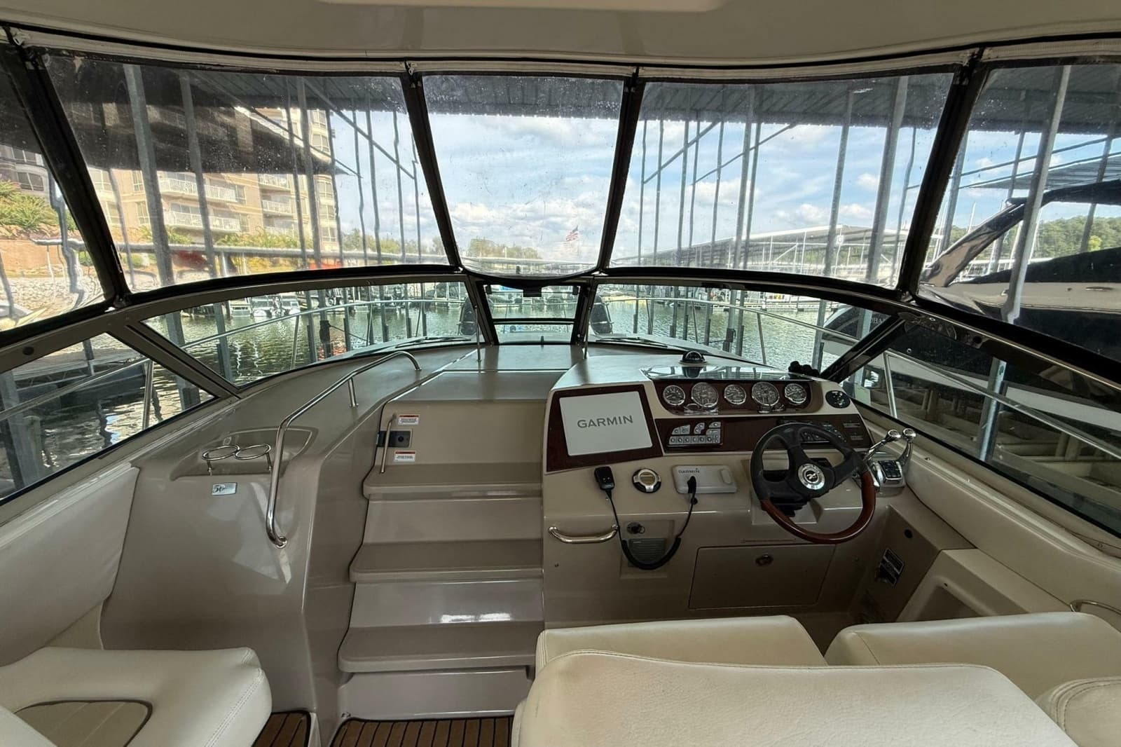 2009 Sea Ray Sundancer 350 - Photo 28
