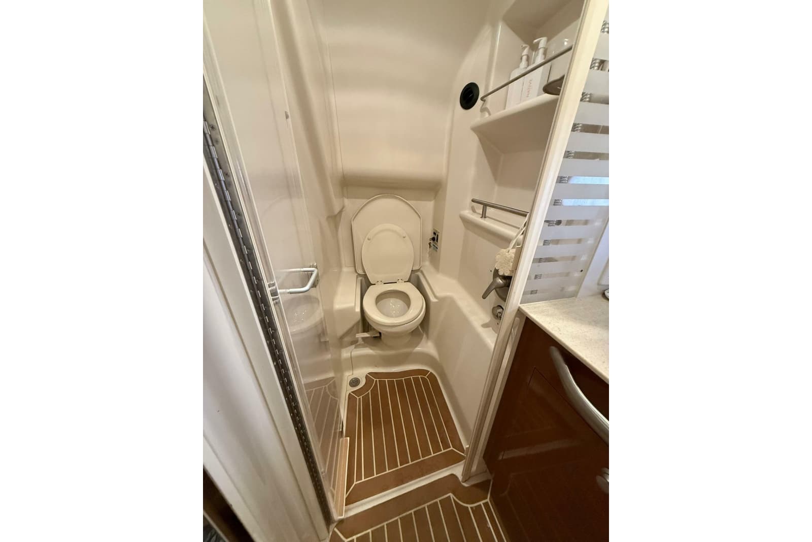 2009 Sea Ray Sundancer 350 - Photo 34