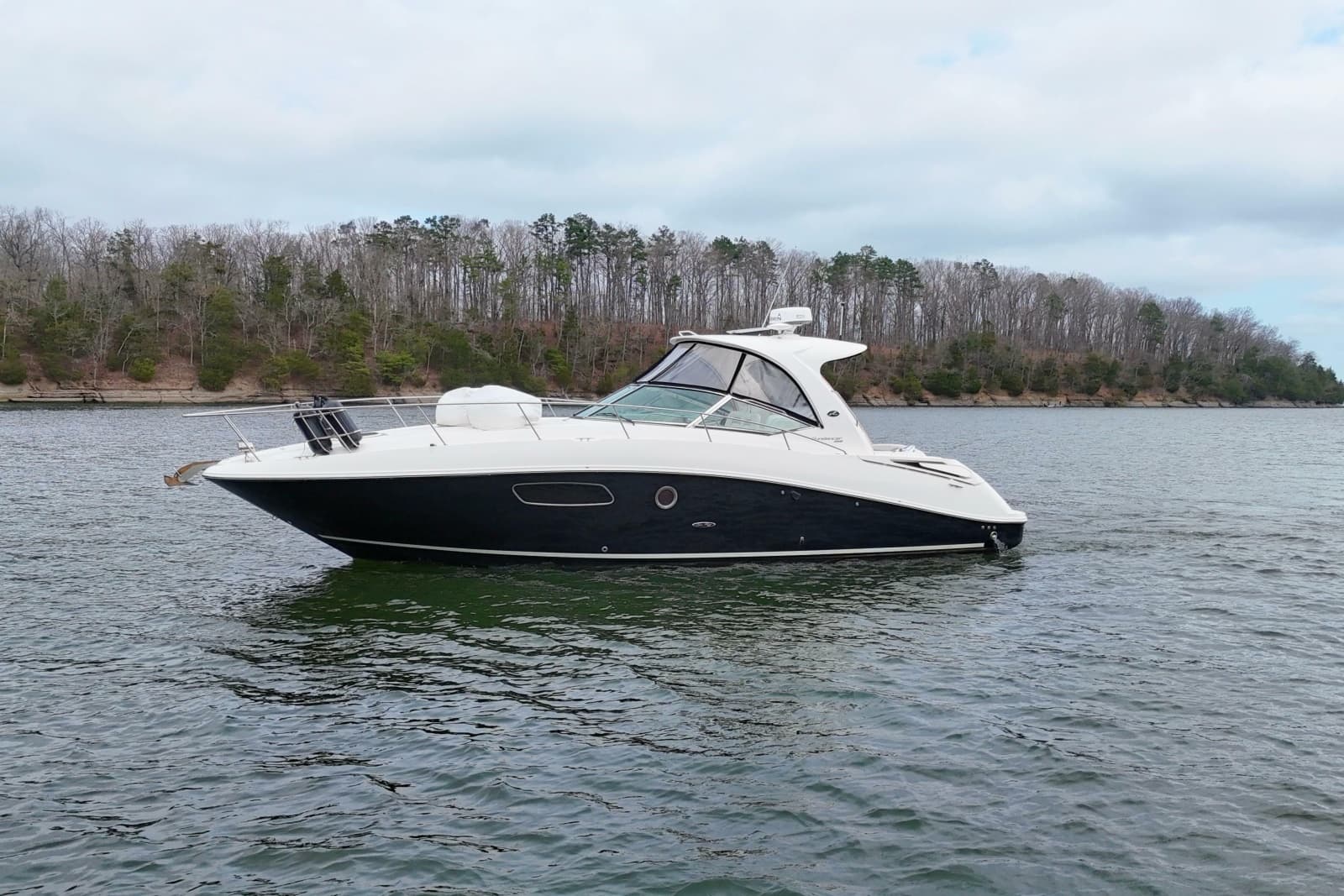 2009 Sea Ray Sundancer 350 - Photo 12