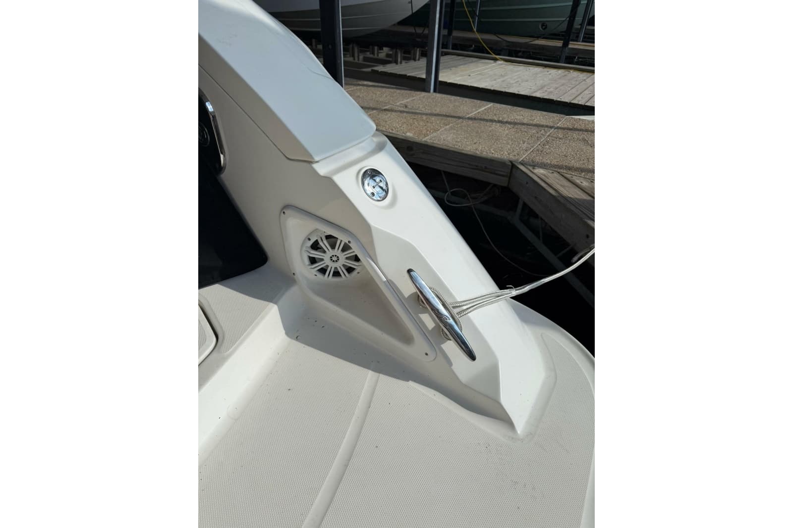2009 Sea Ray Sundancer 350 - Photo 21