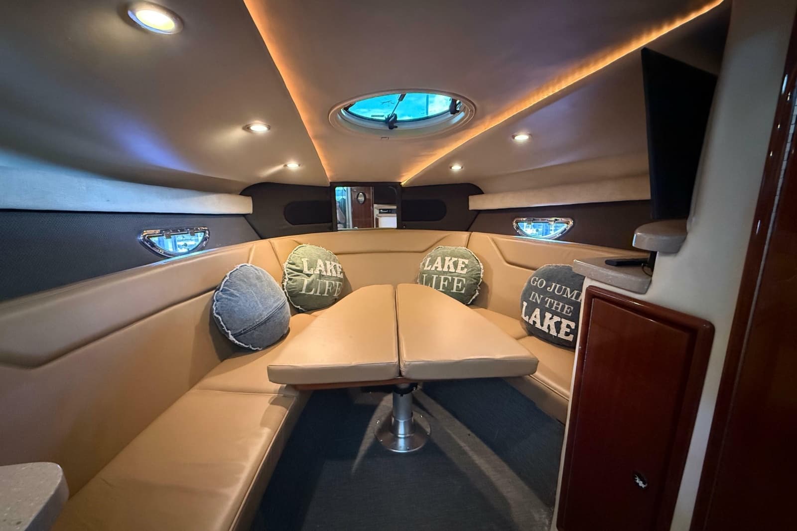 2008 Cobalt 303 - Photo 23