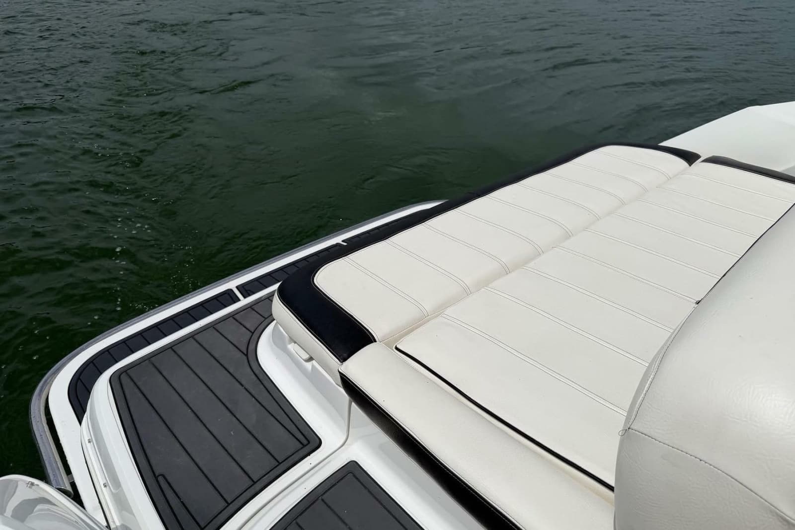 2008 Cobalt 303 - Photo 15
