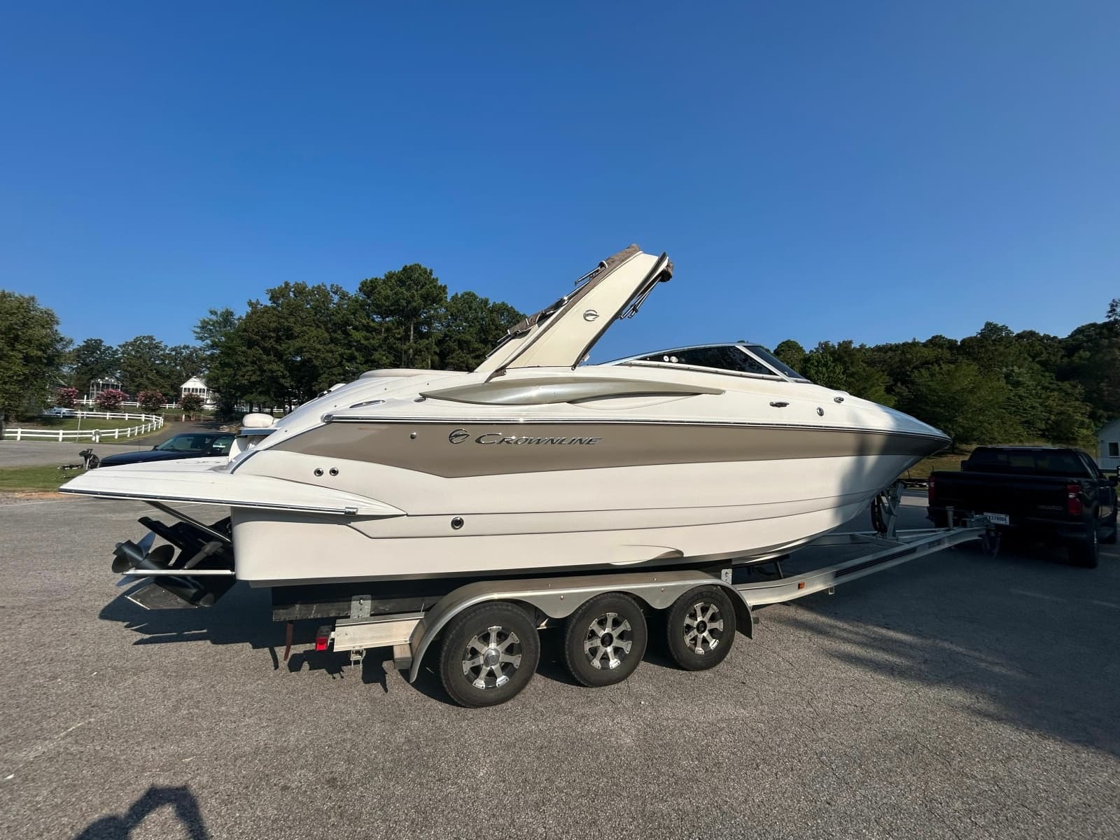 2008 Crownline 300 LS - Photo 2