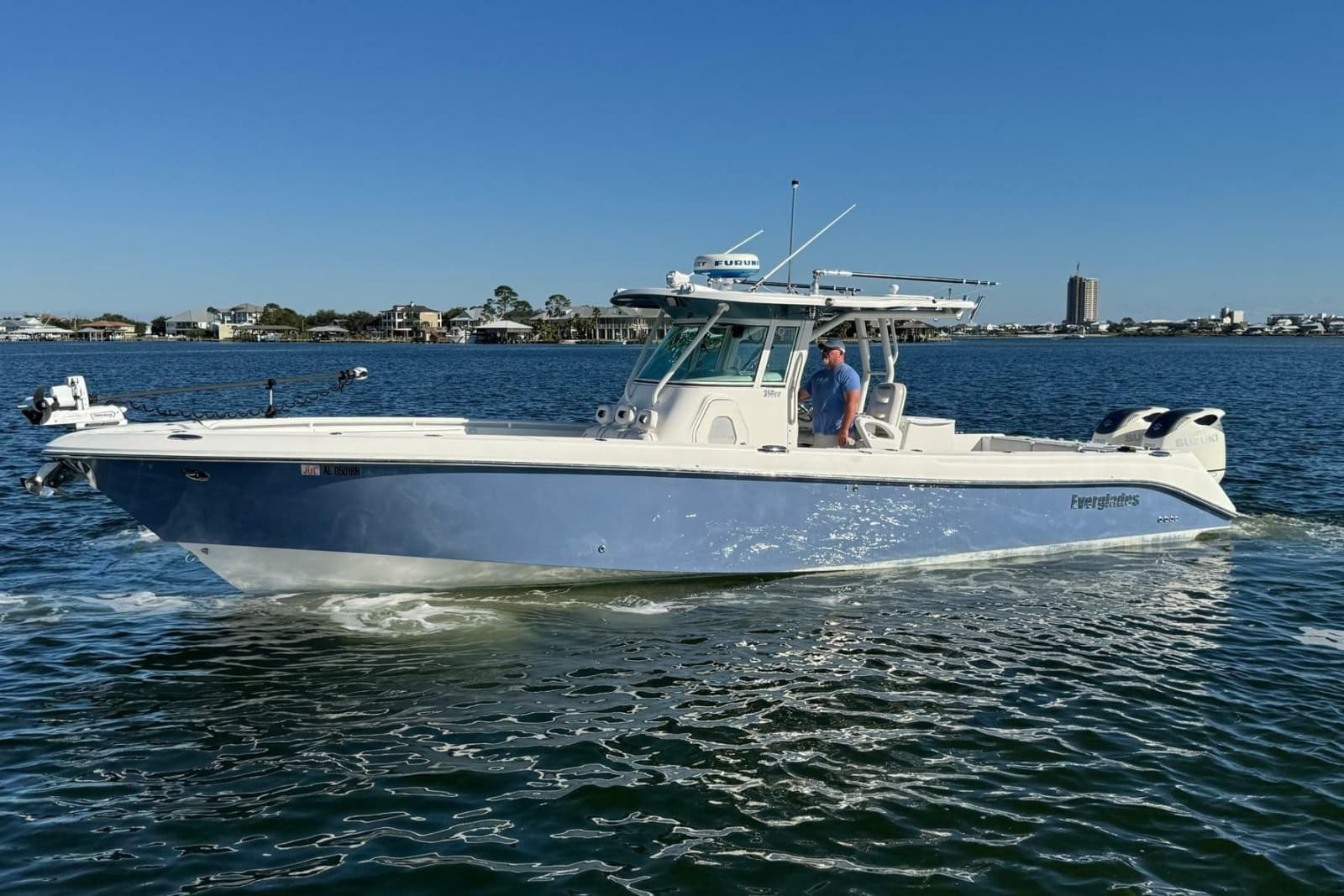 2008 Everglades 350 Center Console - Photo 2