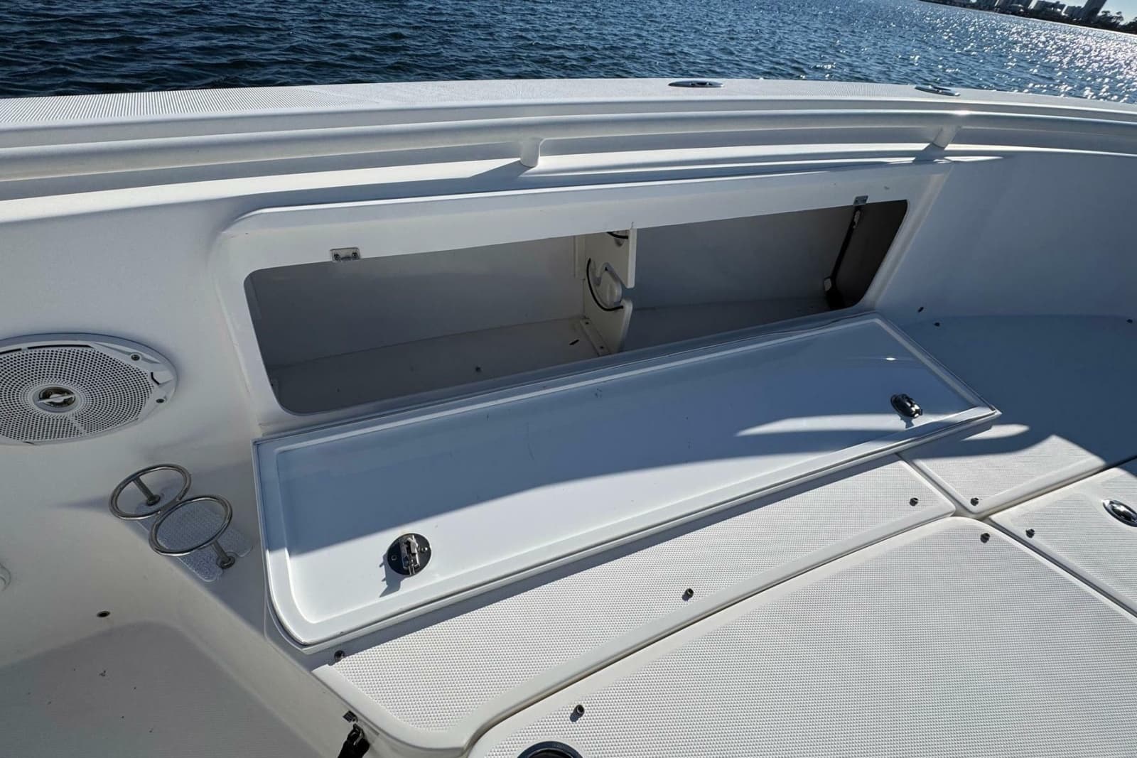 2008 Everglades 350 Center Console - Photo 17