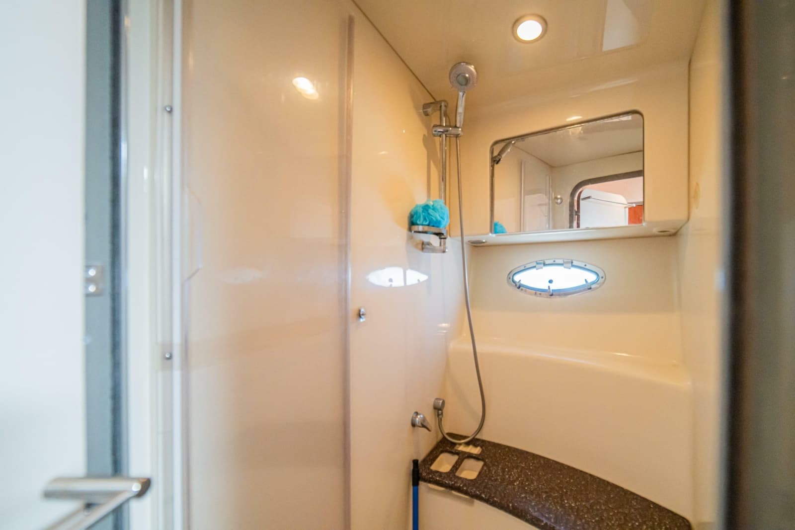 2008 Formula 45 Yacht - Photo 73