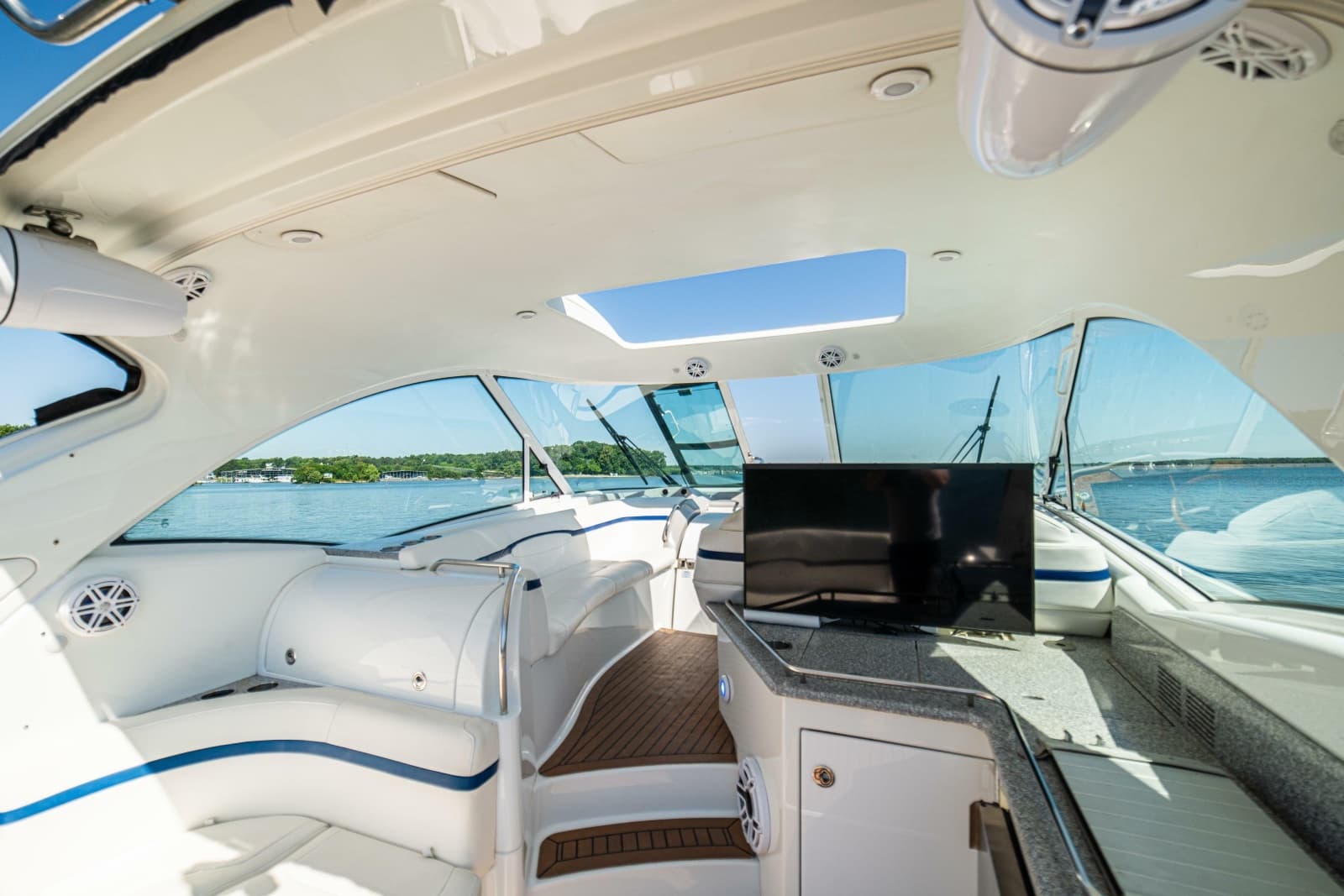 2008 Formula 45 Yacht - Photo 51