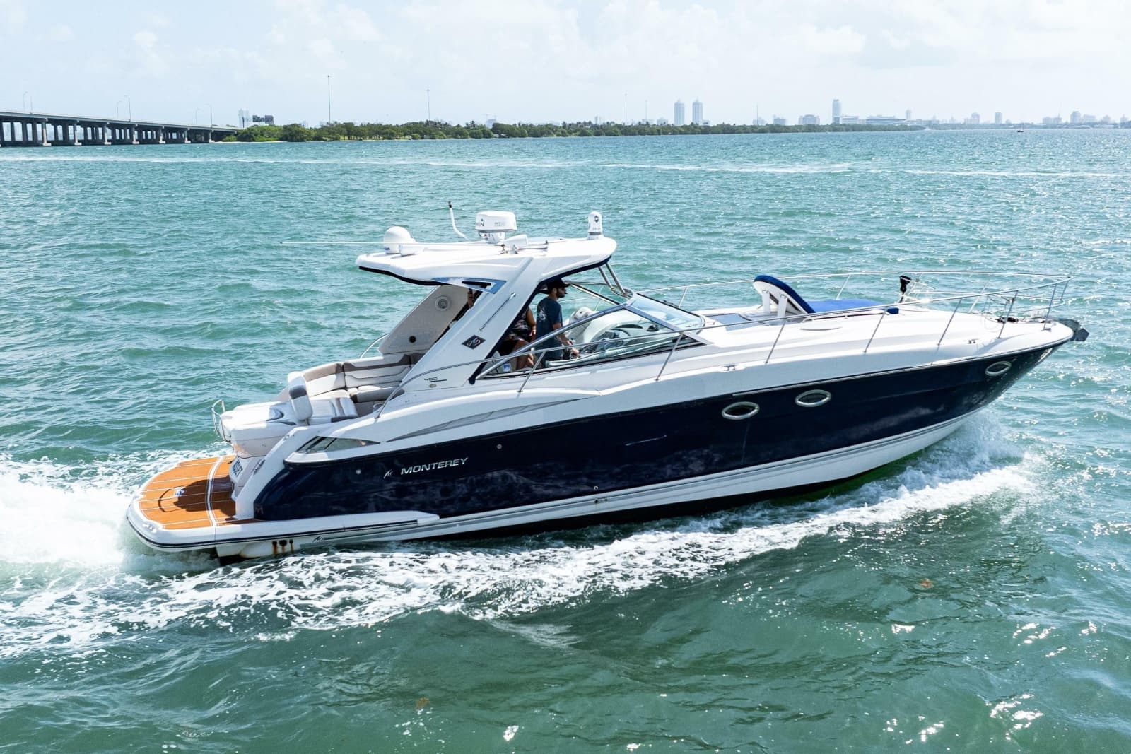 2008 Monterey 400 Sport Yacht - Photo 2