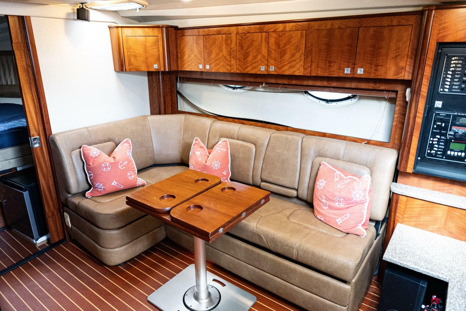 2008 Monterey 400 Sport Yacht - Photo 10