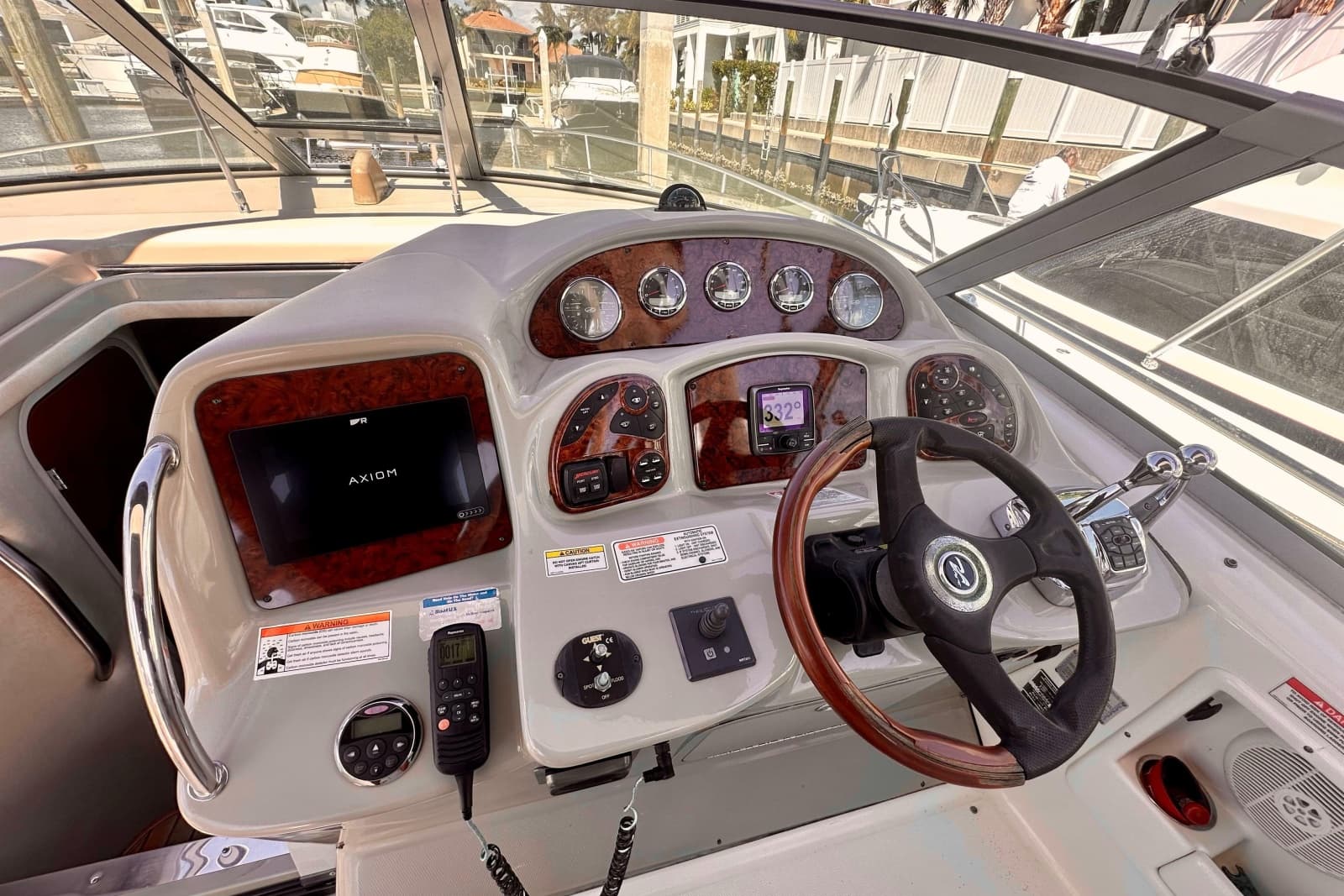 2008 Sea Ray 340 Sundancer - Photo 9