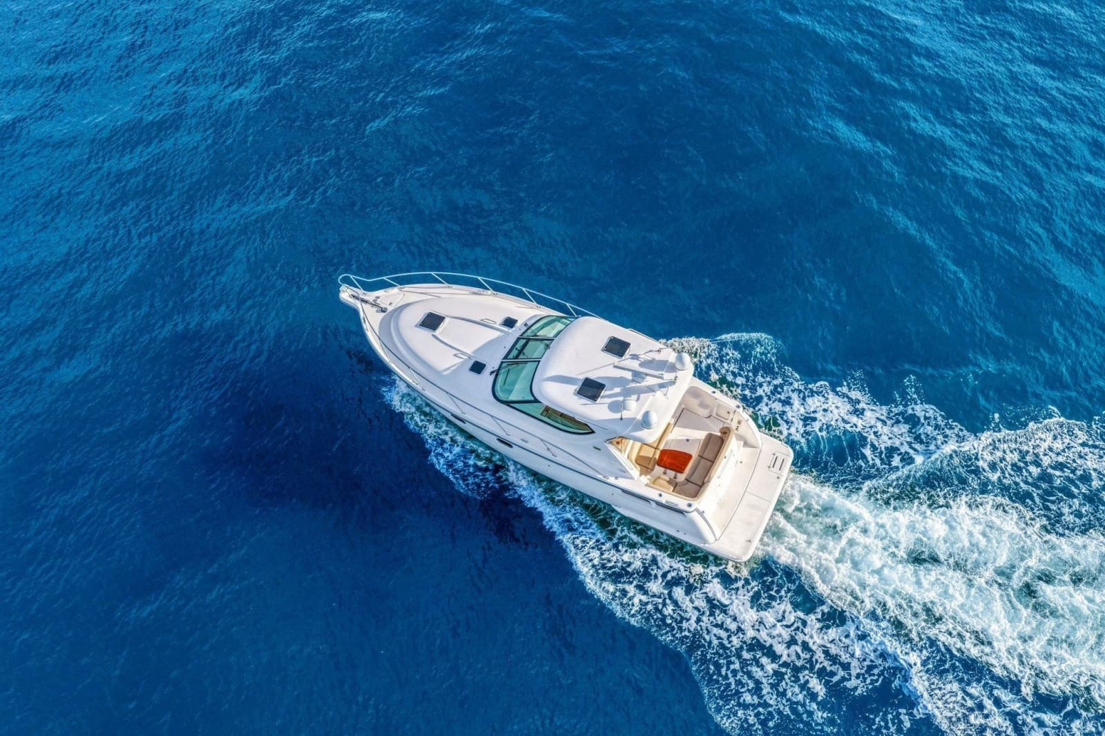 2008 Tiara Yachts 4300 Sovran - Photo 10