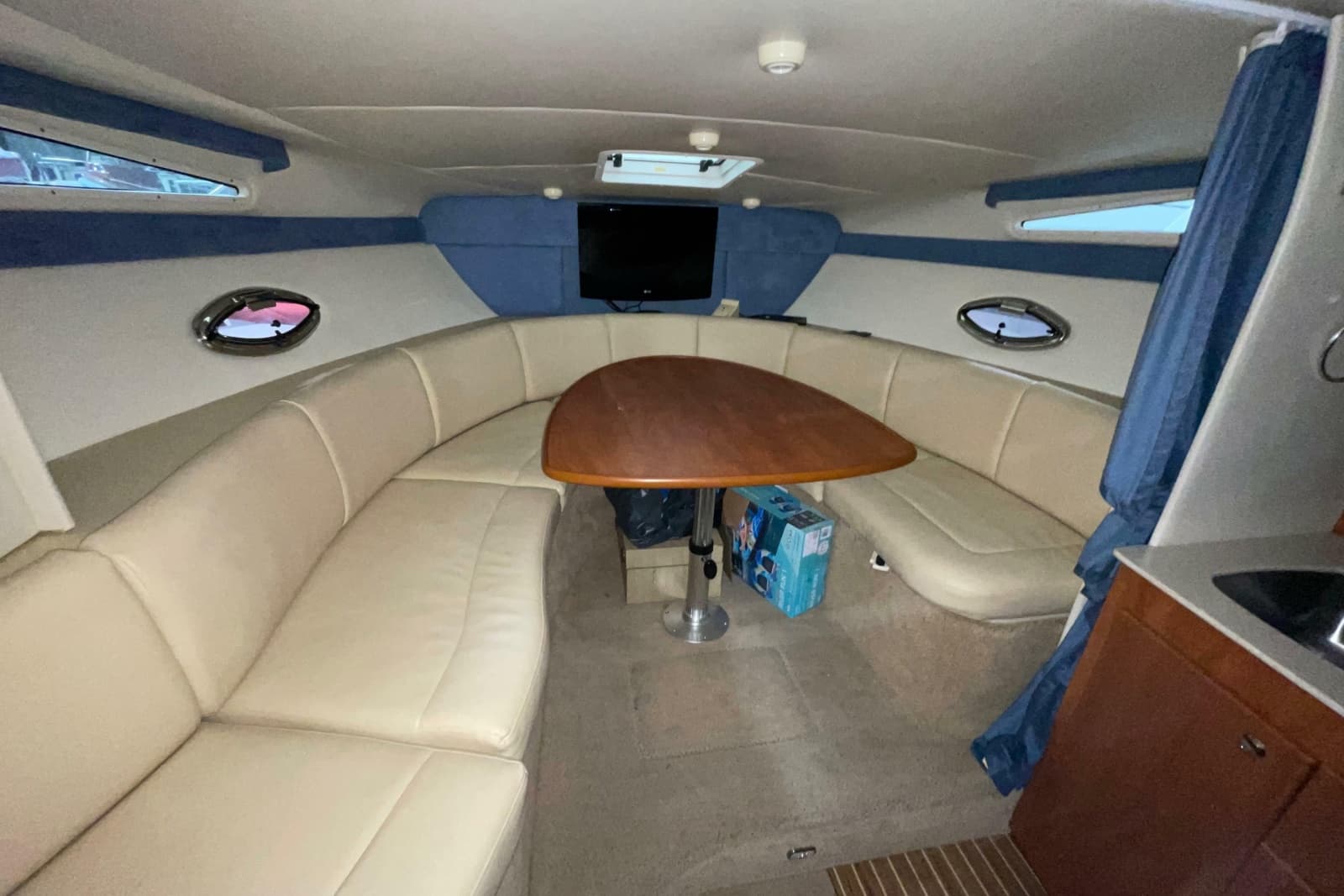 2007 Bayliner 325 - Photo 20