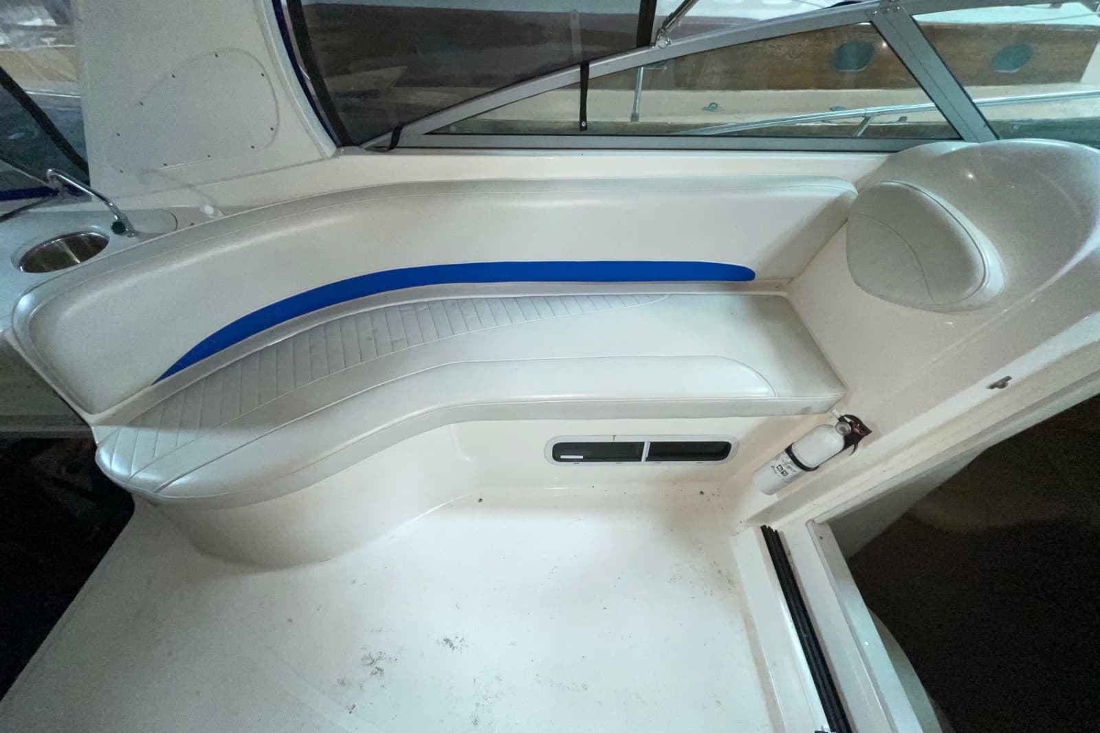 2007 Bayliner 325 - Photo 17
