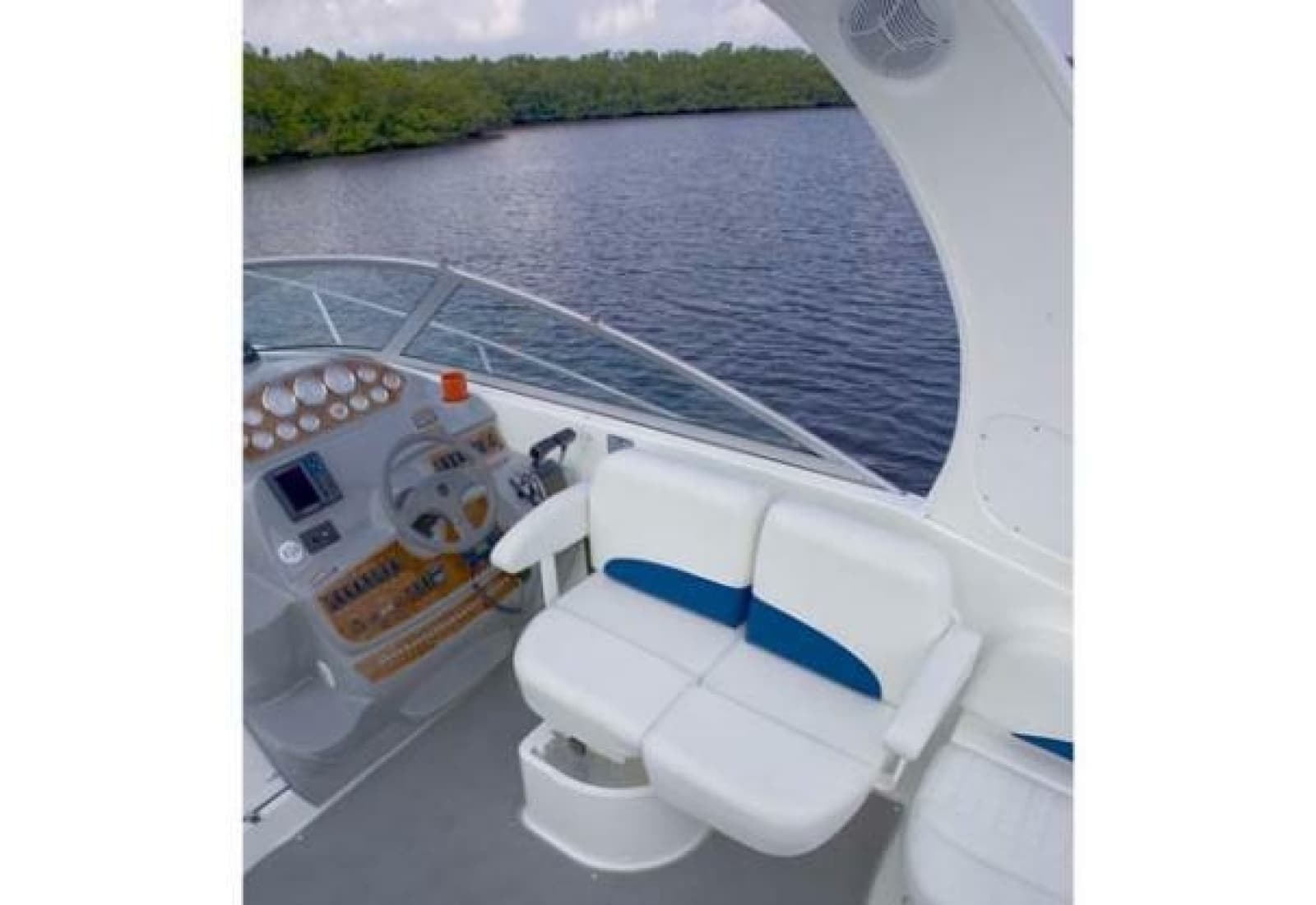 2007 Bayliner 325 - Photo 11