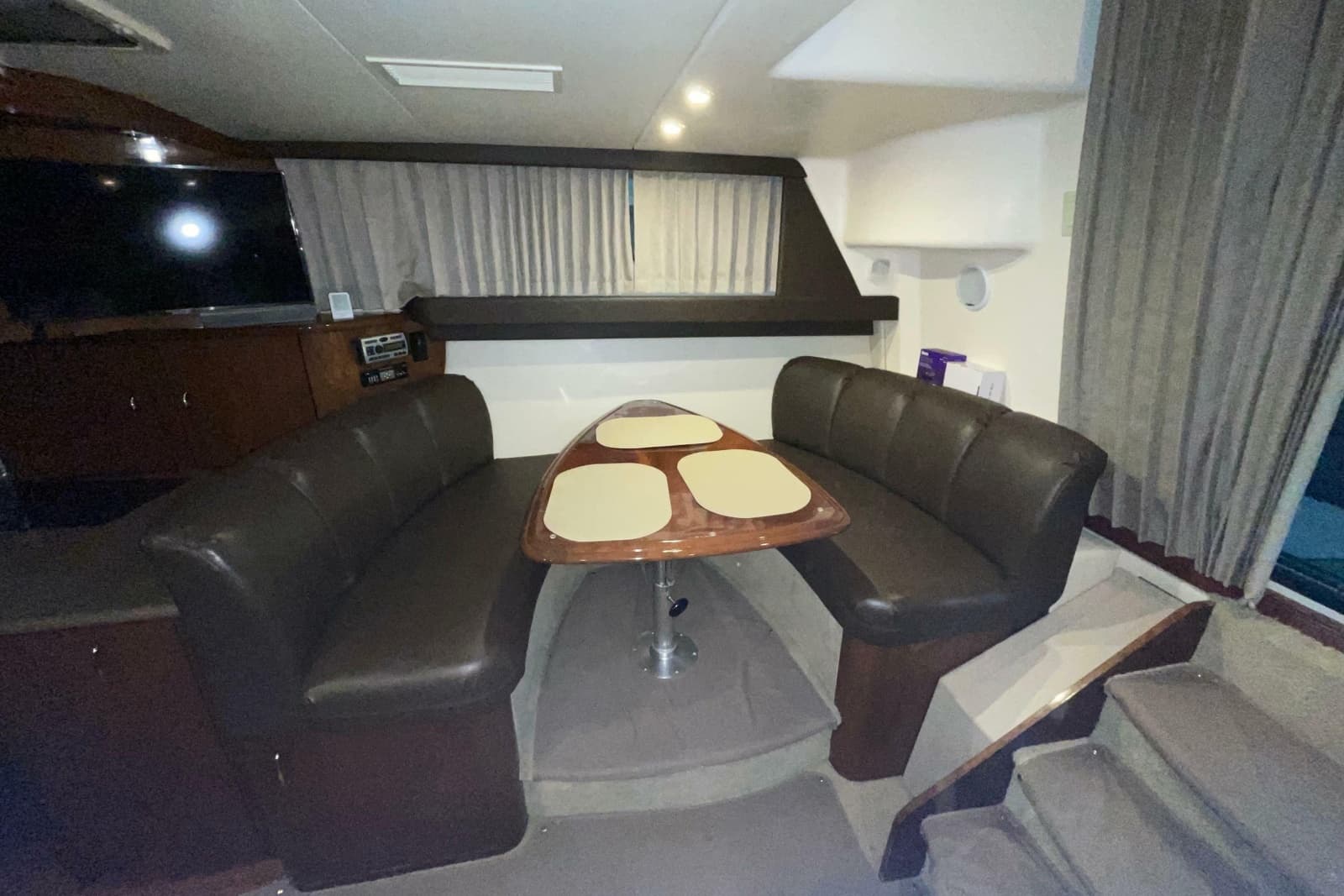 2007 Carver 360 Mariner - Photo 6
