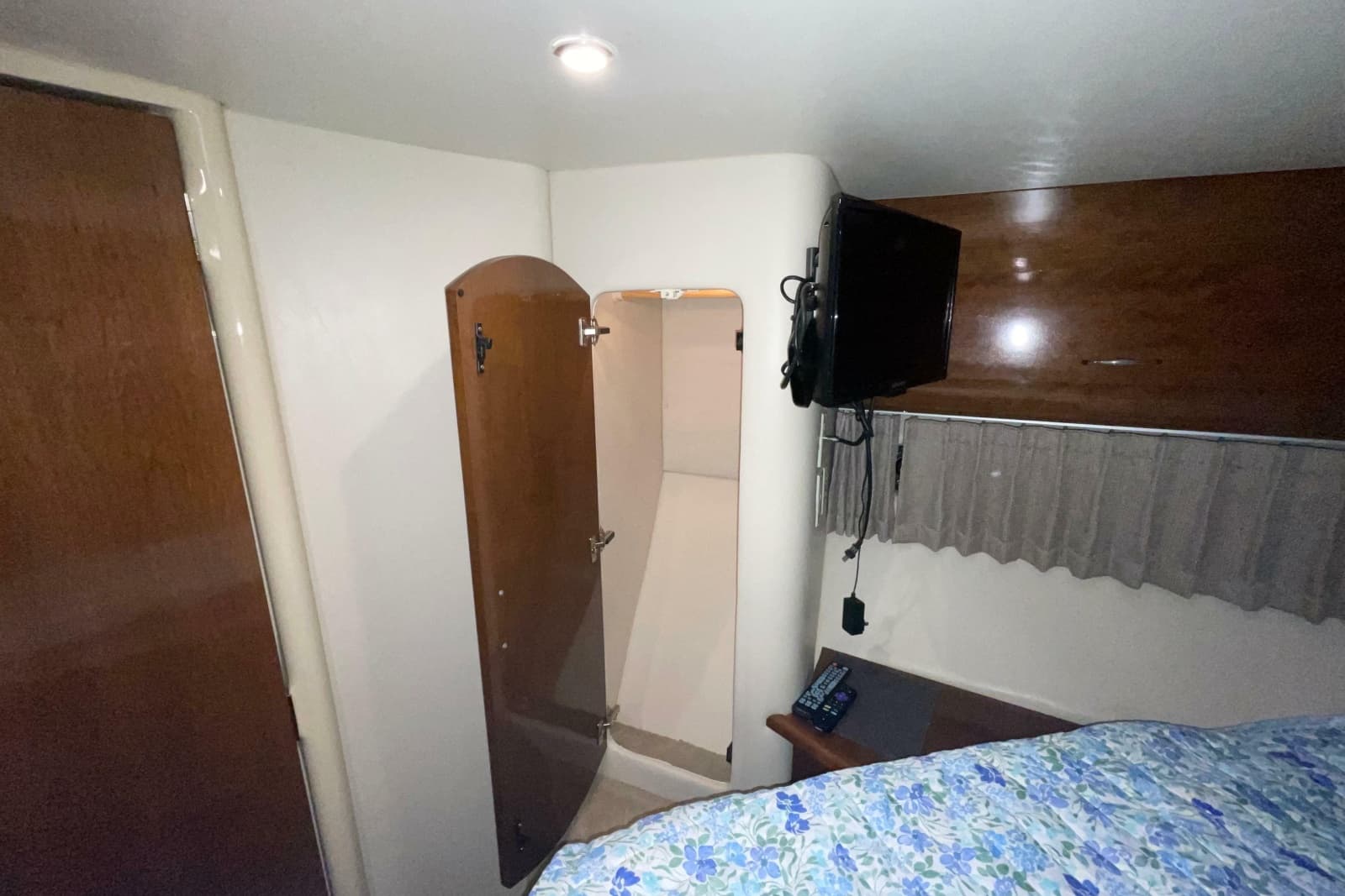 2007 Carver 360 Mariner - Photo 14