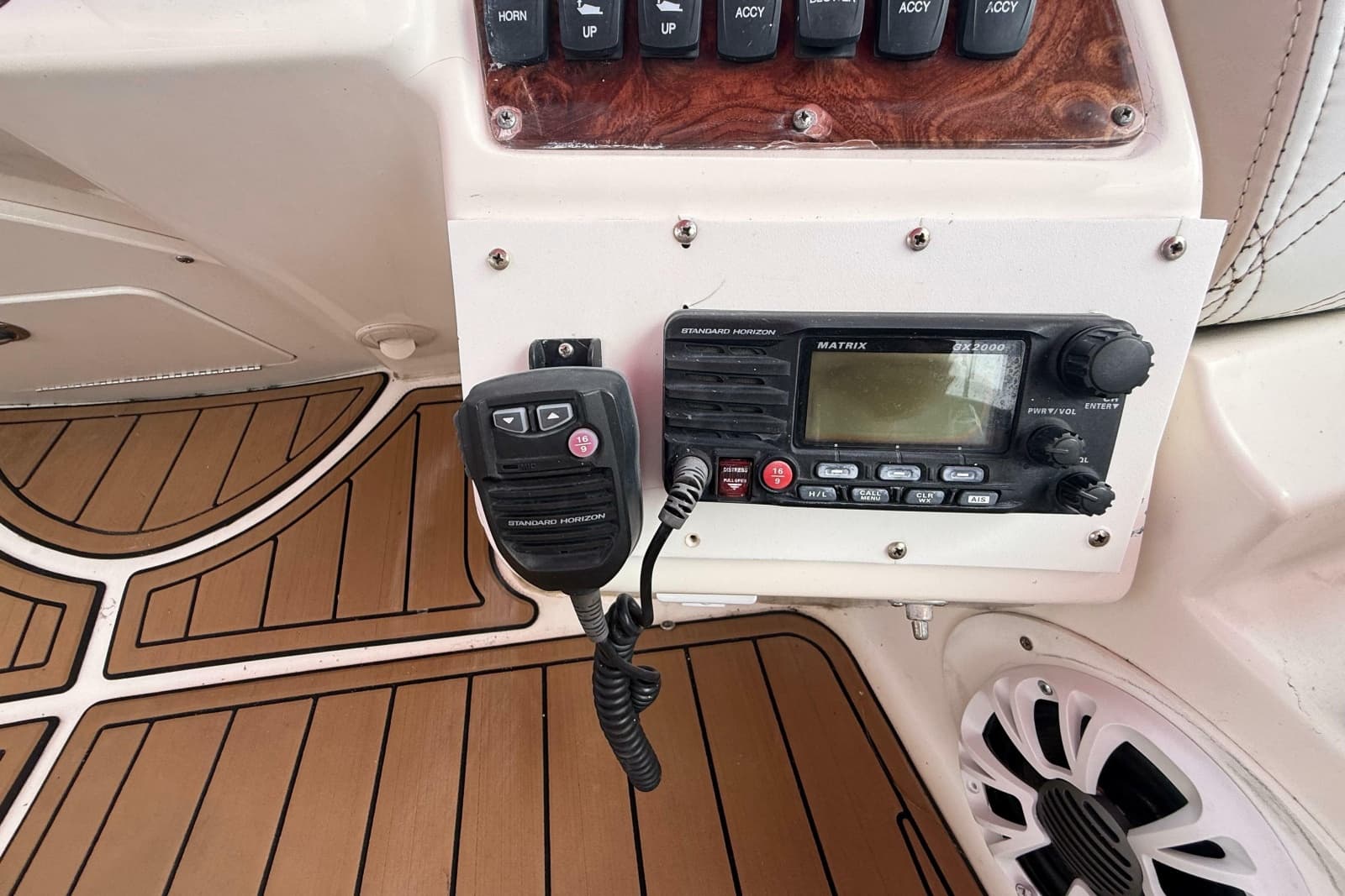 2007 Meridian 459 Motoryacht - Photo 9