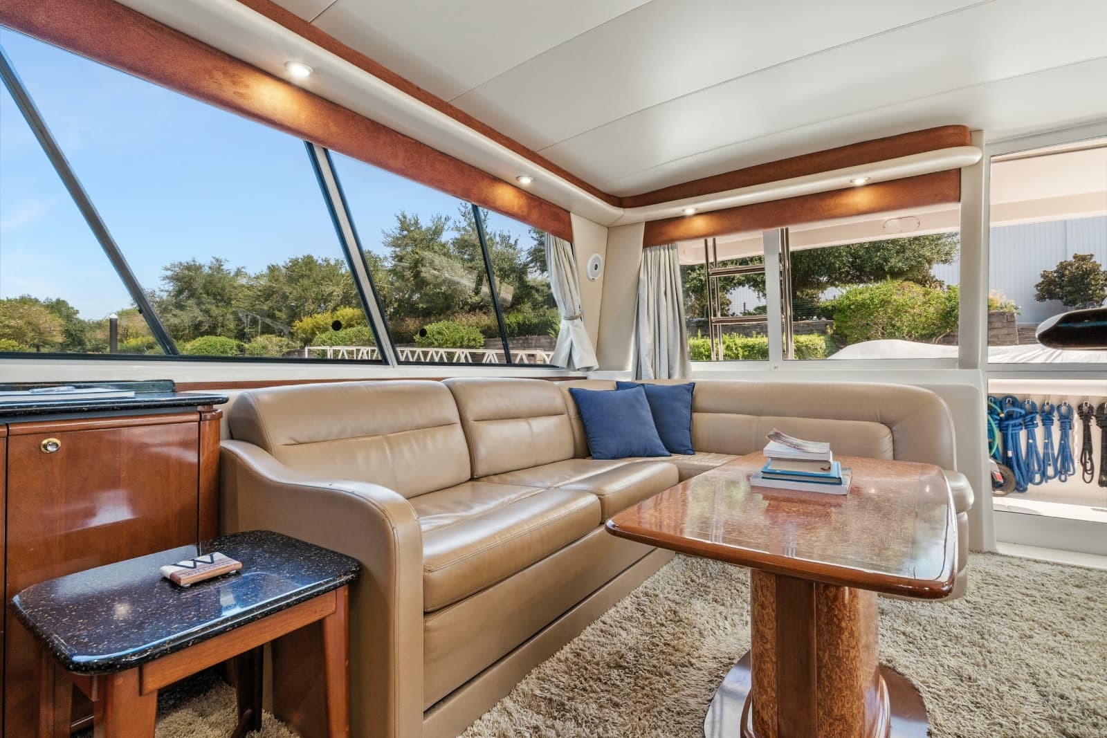 2007 Meridian 490 Pilothouse - Photo 16