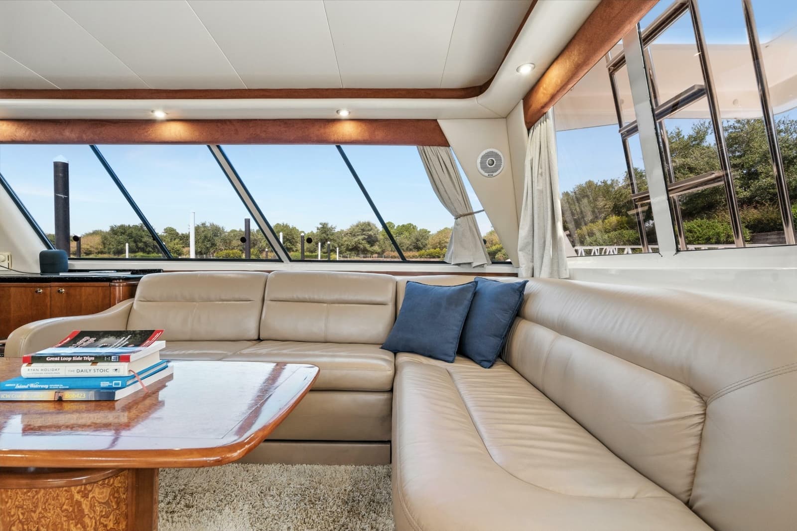 2007 Meridian 490 Pilothouse - Photo 13