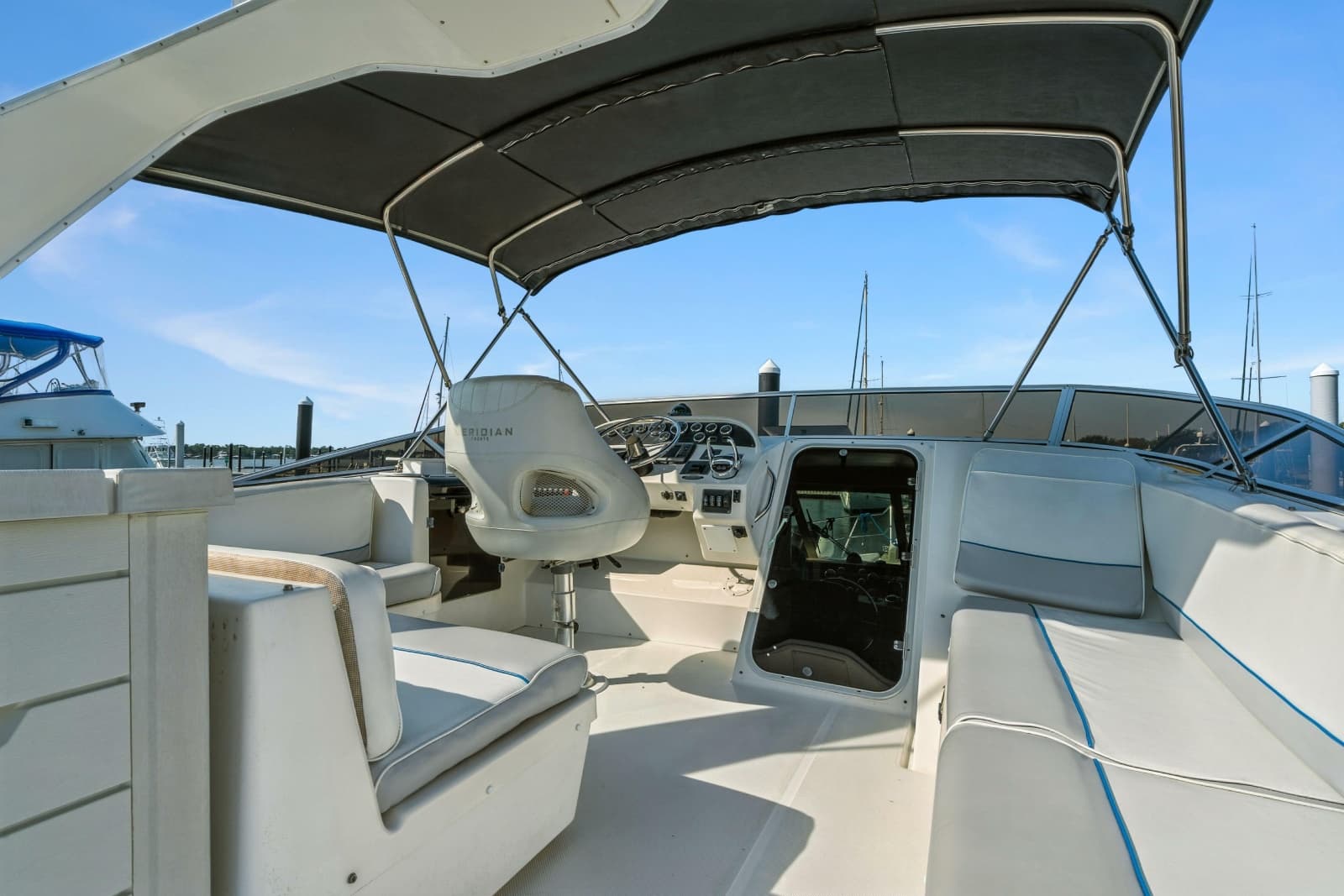 2007 Meridian 490 Pilothouse - Photo 45
