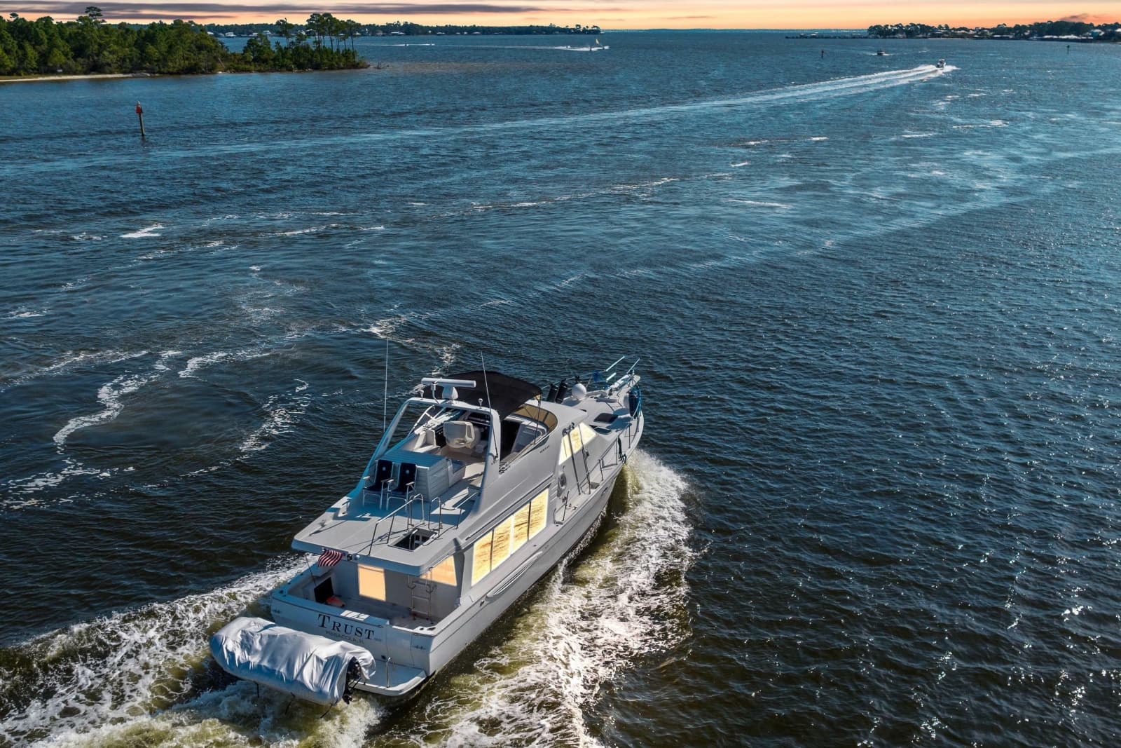 2007 Meridian 490 Pilothouse - Photo 2