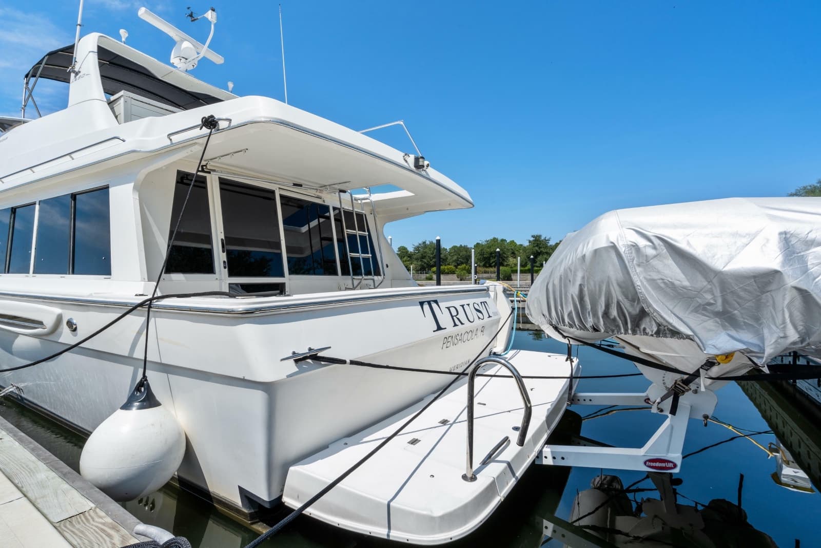 2007 Meridian 490 Pilothouse - Photo 54