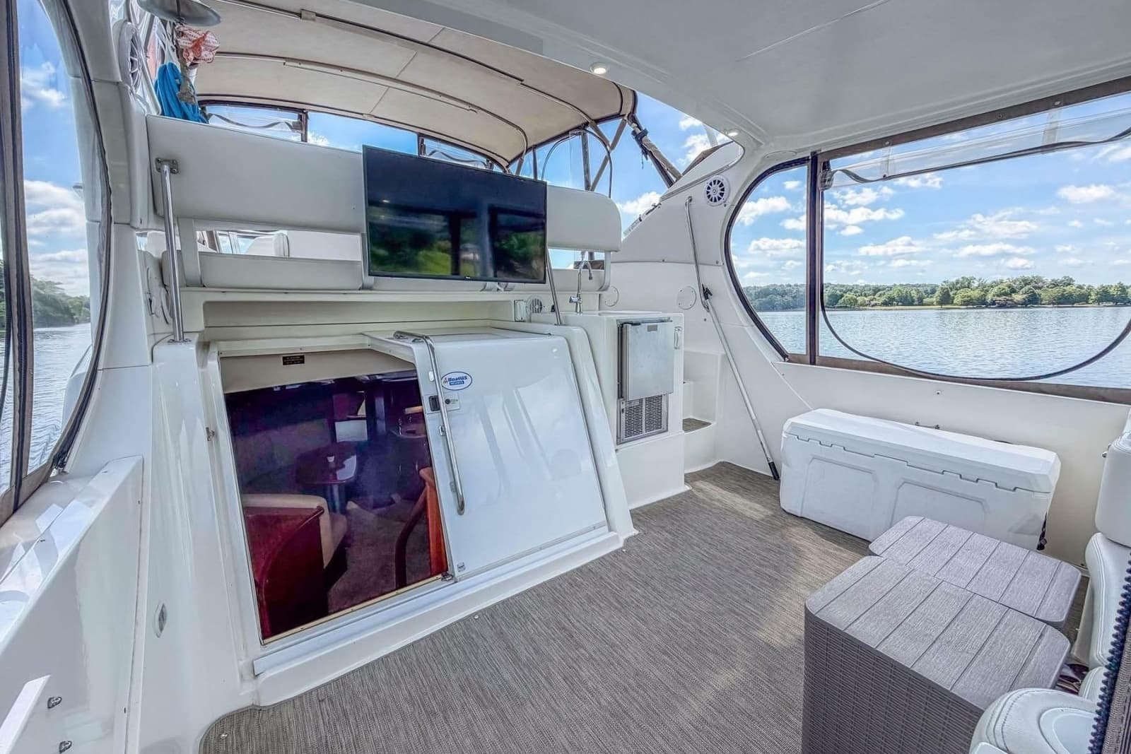 2007 Silverton 35 Motor Yacht - Photo 15