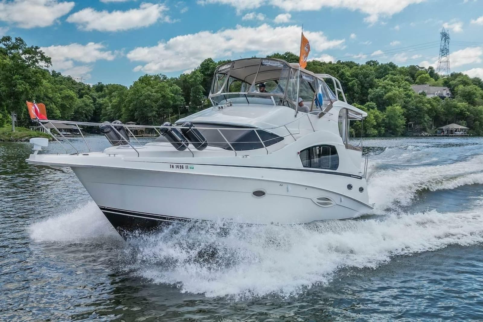 2007 Silverton 35 Motor Yacht - Photo 2
