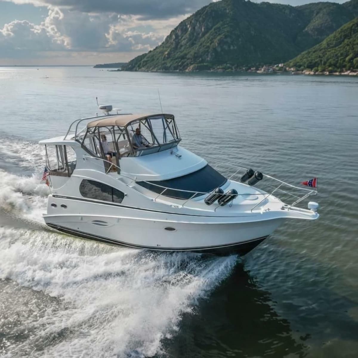 2007 Silverton 35 Motor Yacht - Photo 1