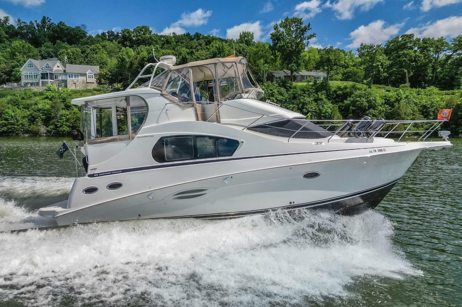 2007 Silverton 35 Motor Yacht - Photo 4
