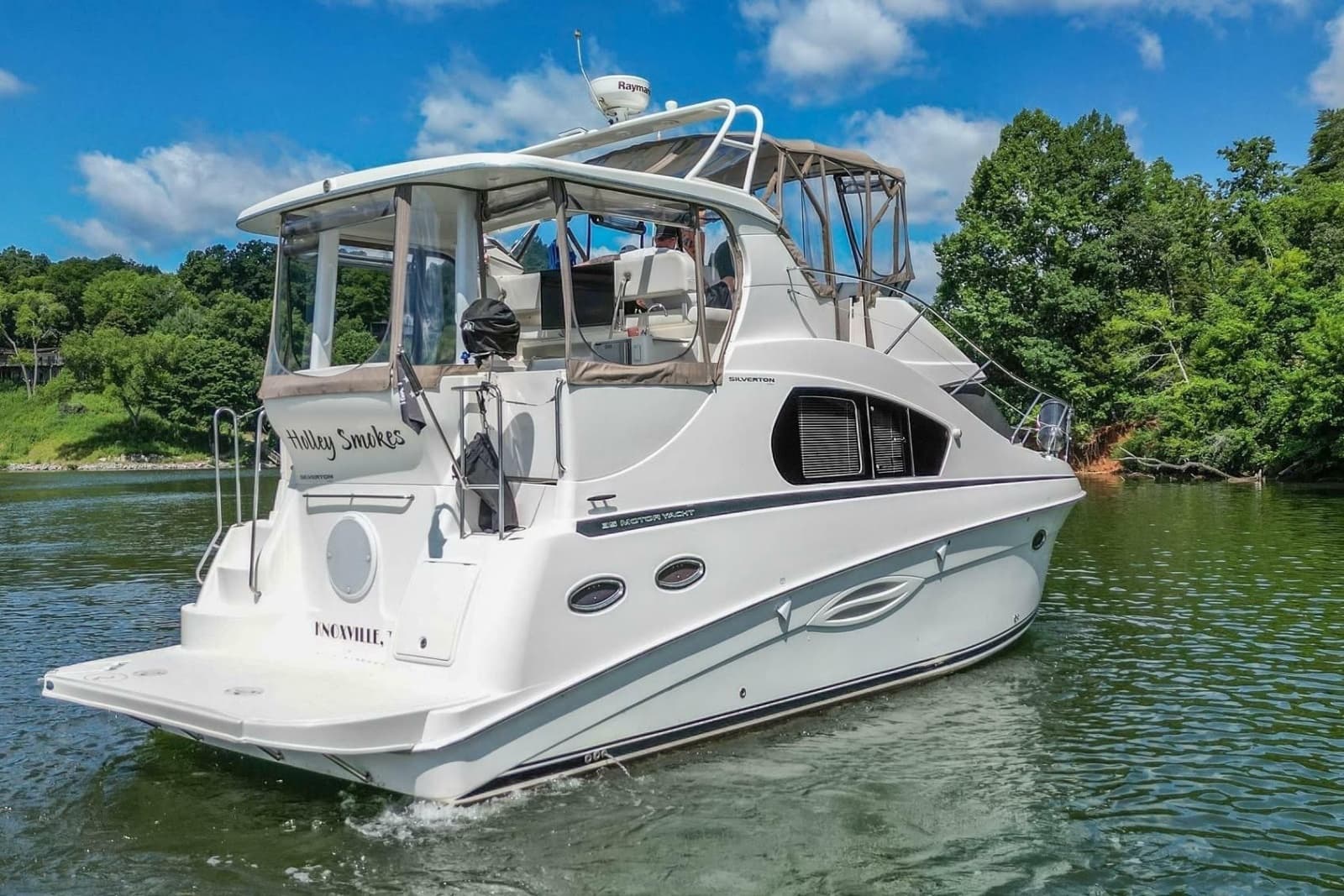 2007 Silverton 35 Motor Yacht - Photo 9