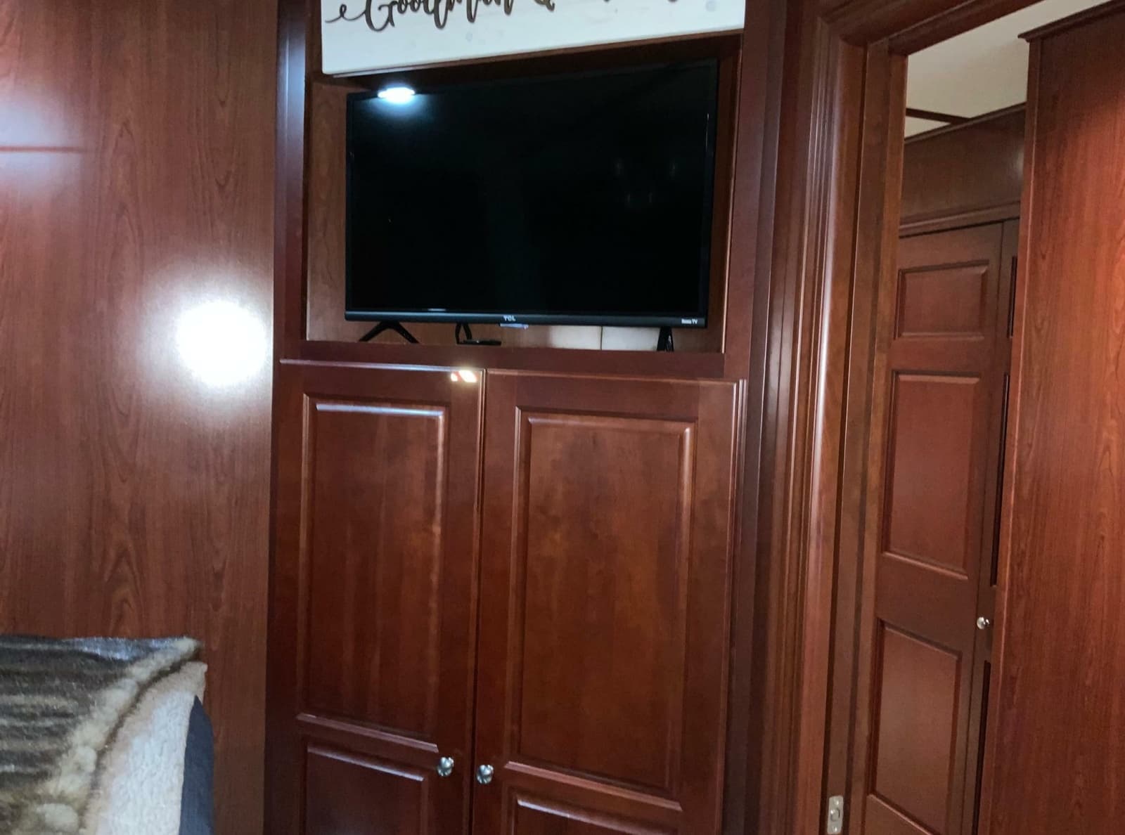2007 Skipperliner 640 - Photo 40