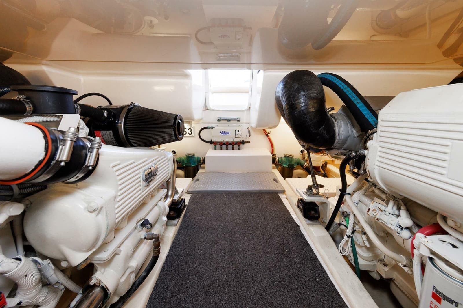2007 Tiara Yachts 3900 Convertible - Photo 100
