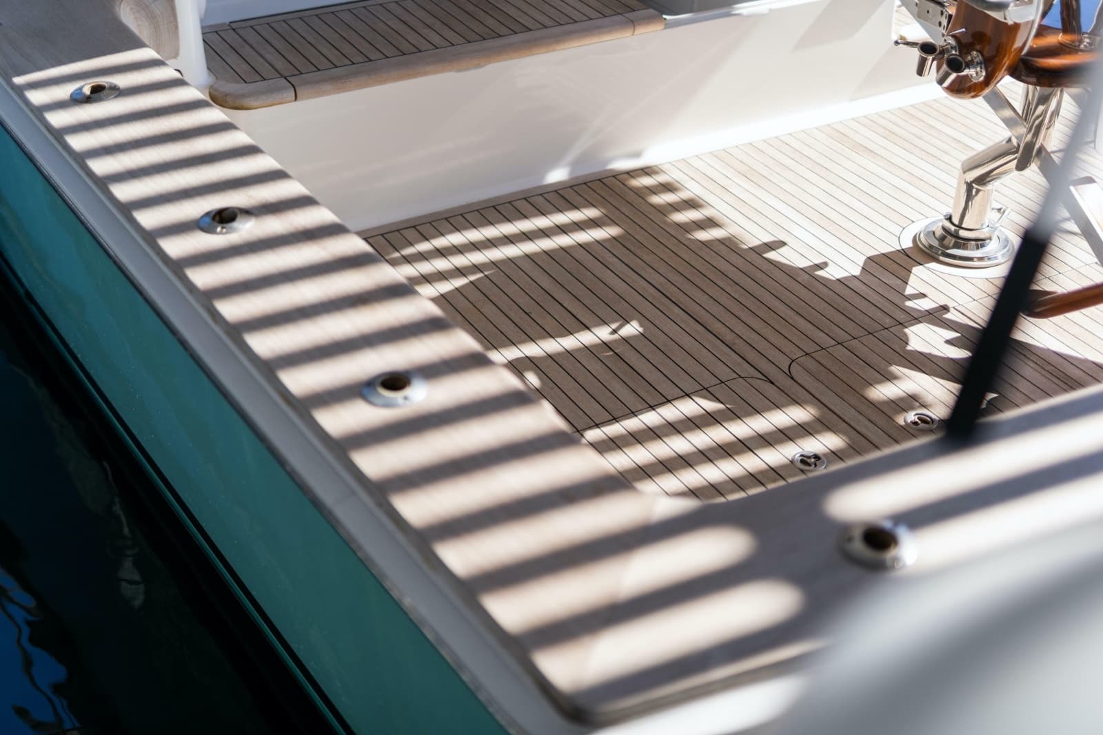 2007 Viking 56 Convertible - Photo 60