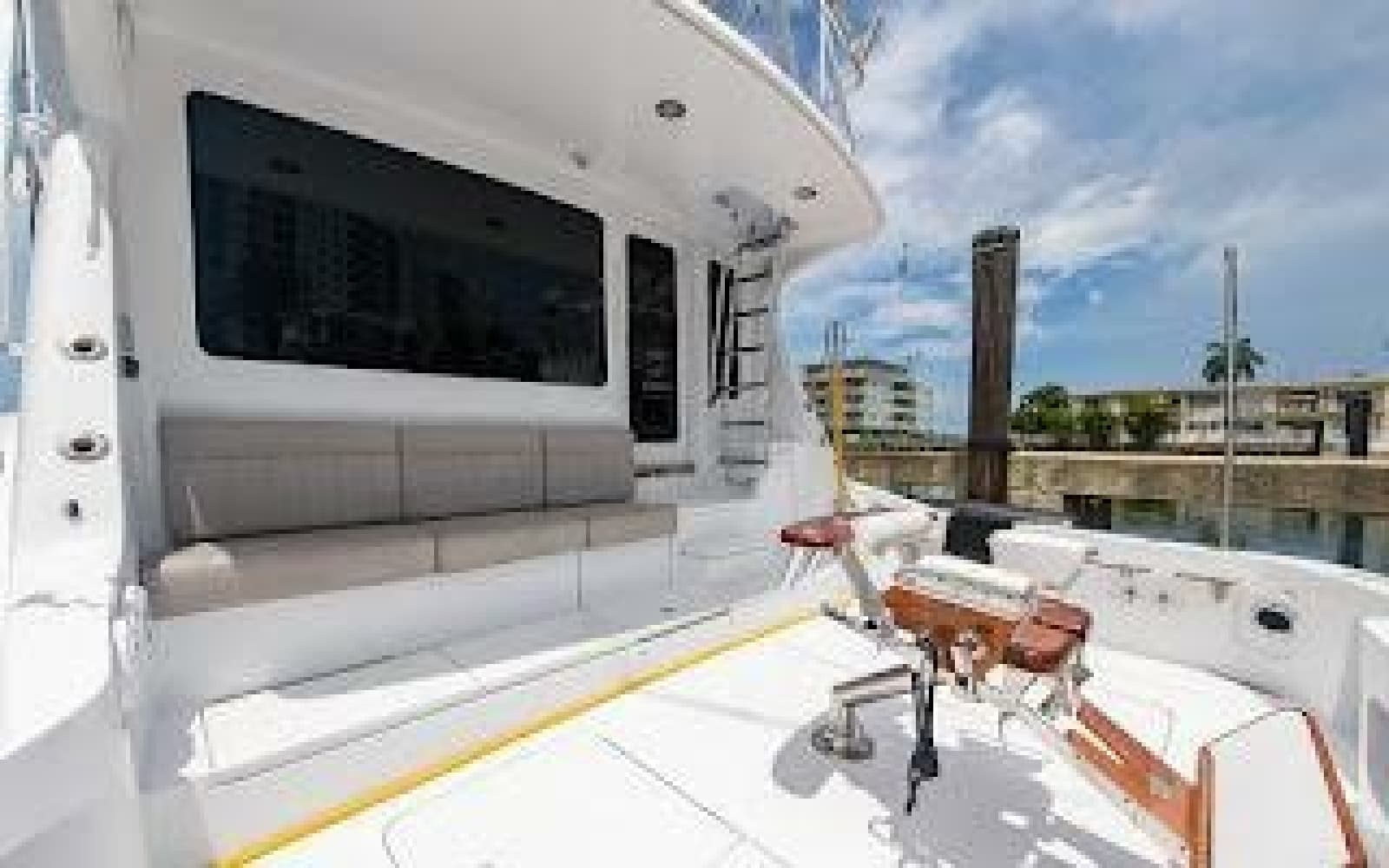 2006 Hatteras 64 Convertible - Photo 8