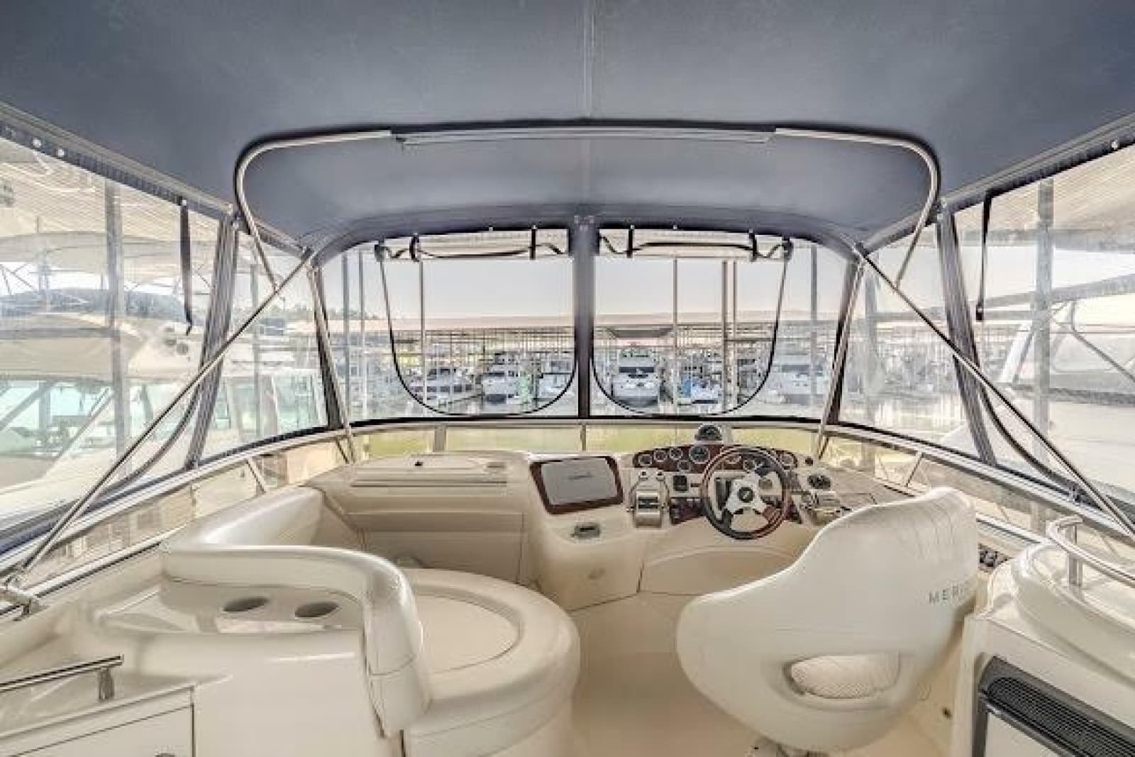 2006 Meridian 341 Sedan - Photo 13