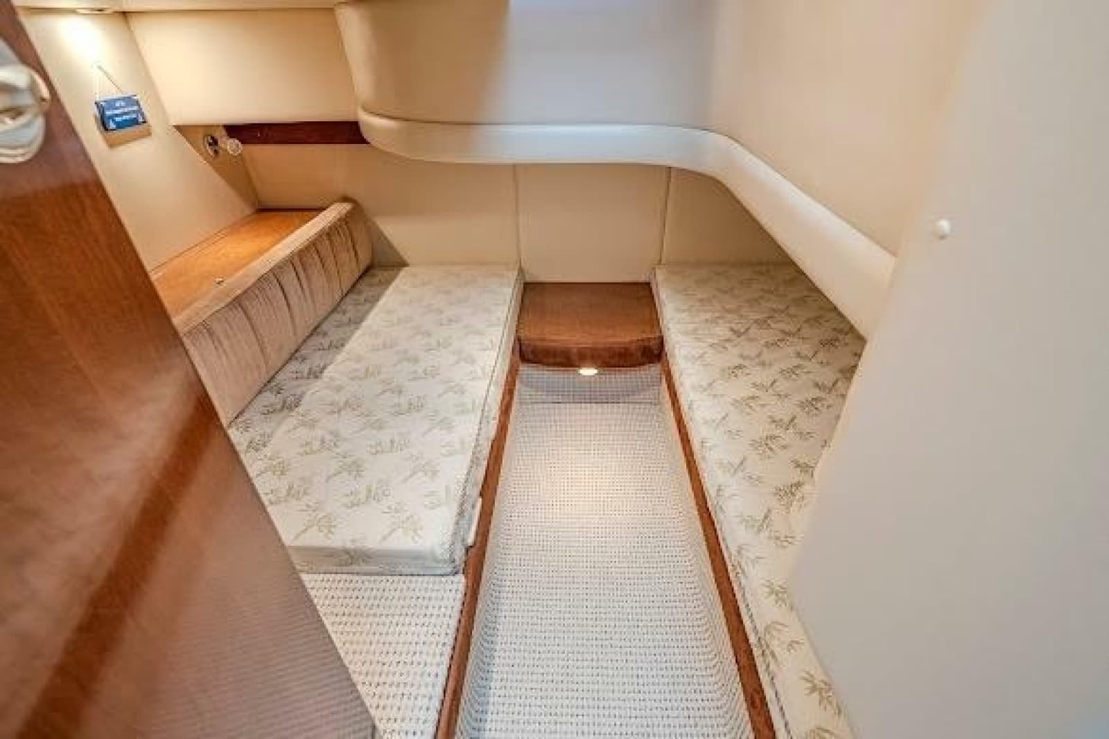 2006 Meridian 341 Sedan - Photo 27