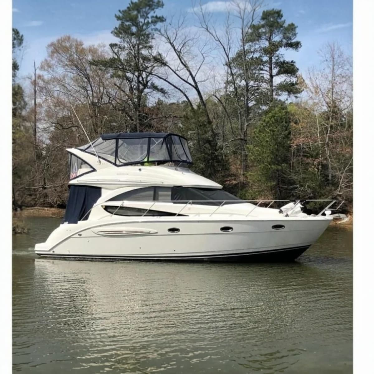 2006 Meridian 341 Sedan - Photo 1
