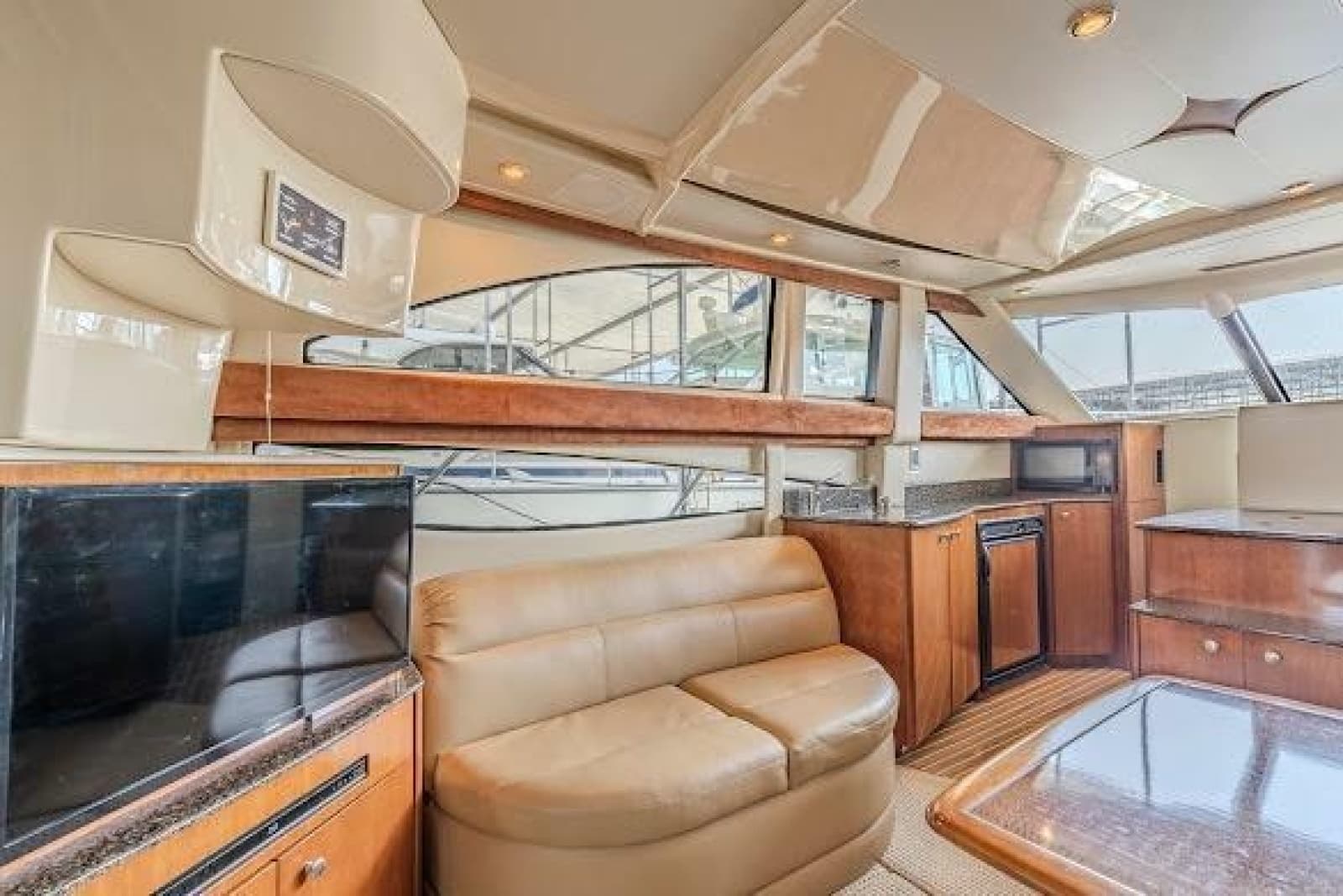 2006 Meridian 341 Sedan - Photo 15