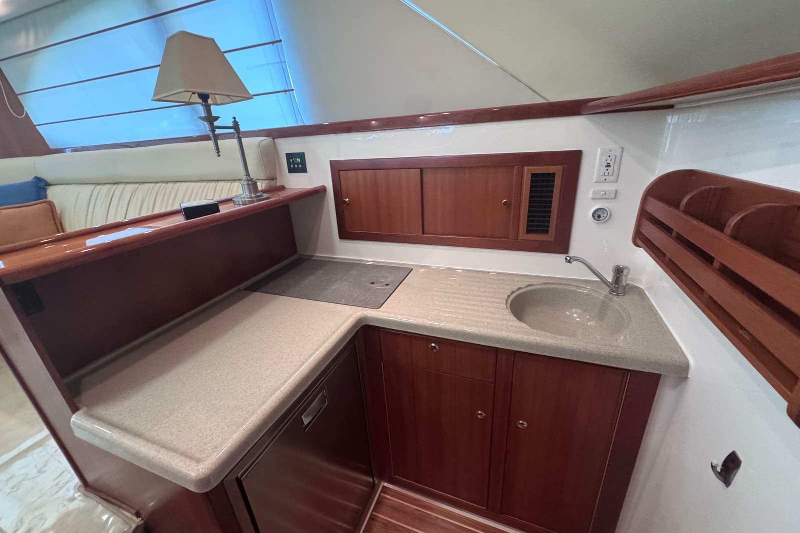 2006 Riviera 37 Flybridge - Photo 16