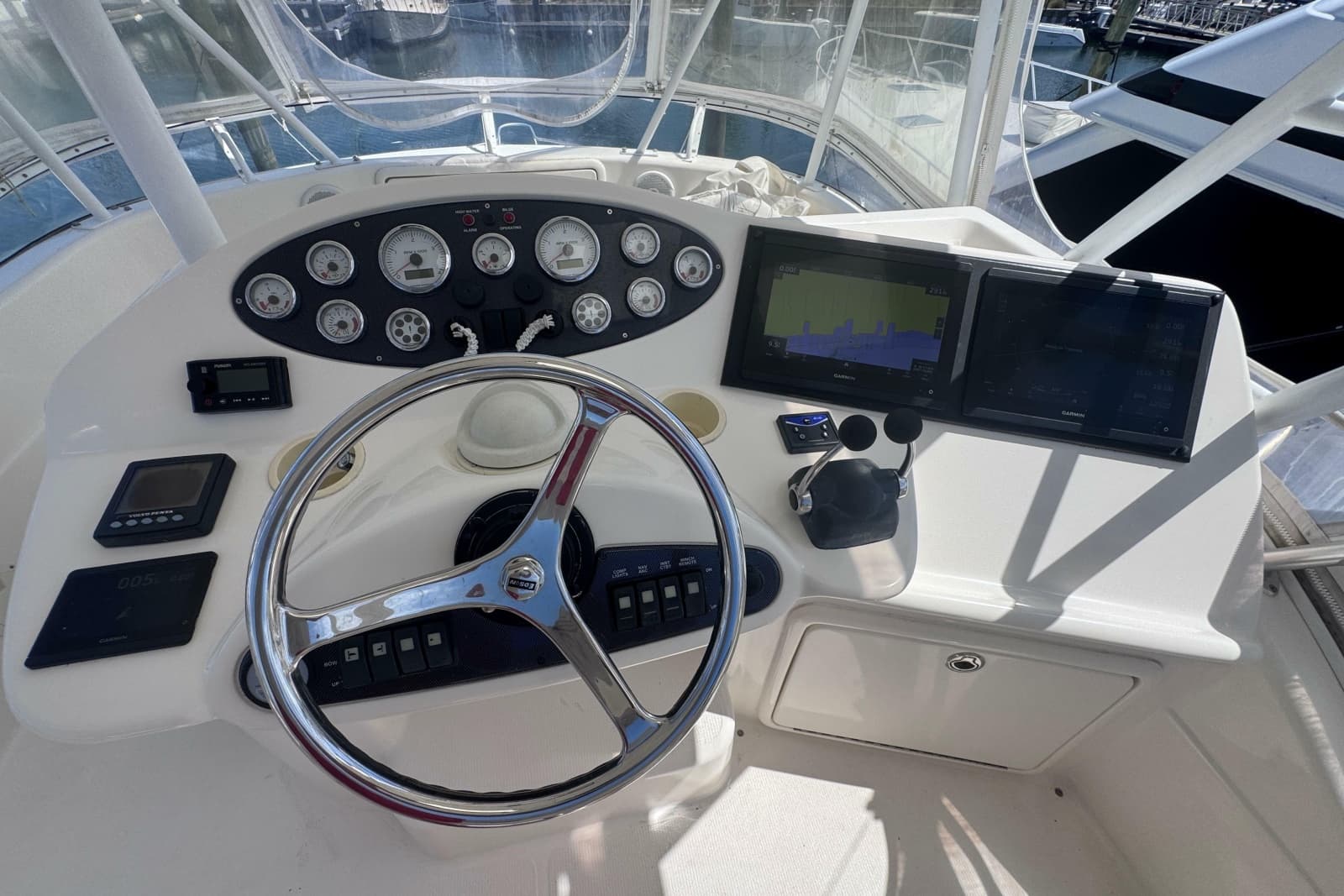 2006 Riviera 37 Flybridge - Photo 29