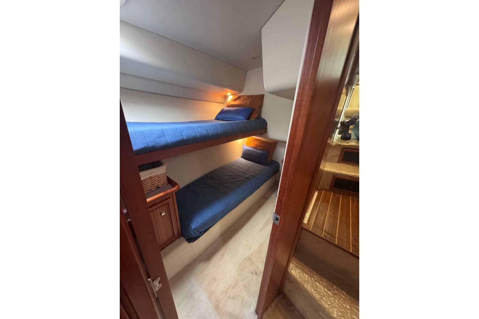 2006 Riviera 37 Flybridge - Photo 21