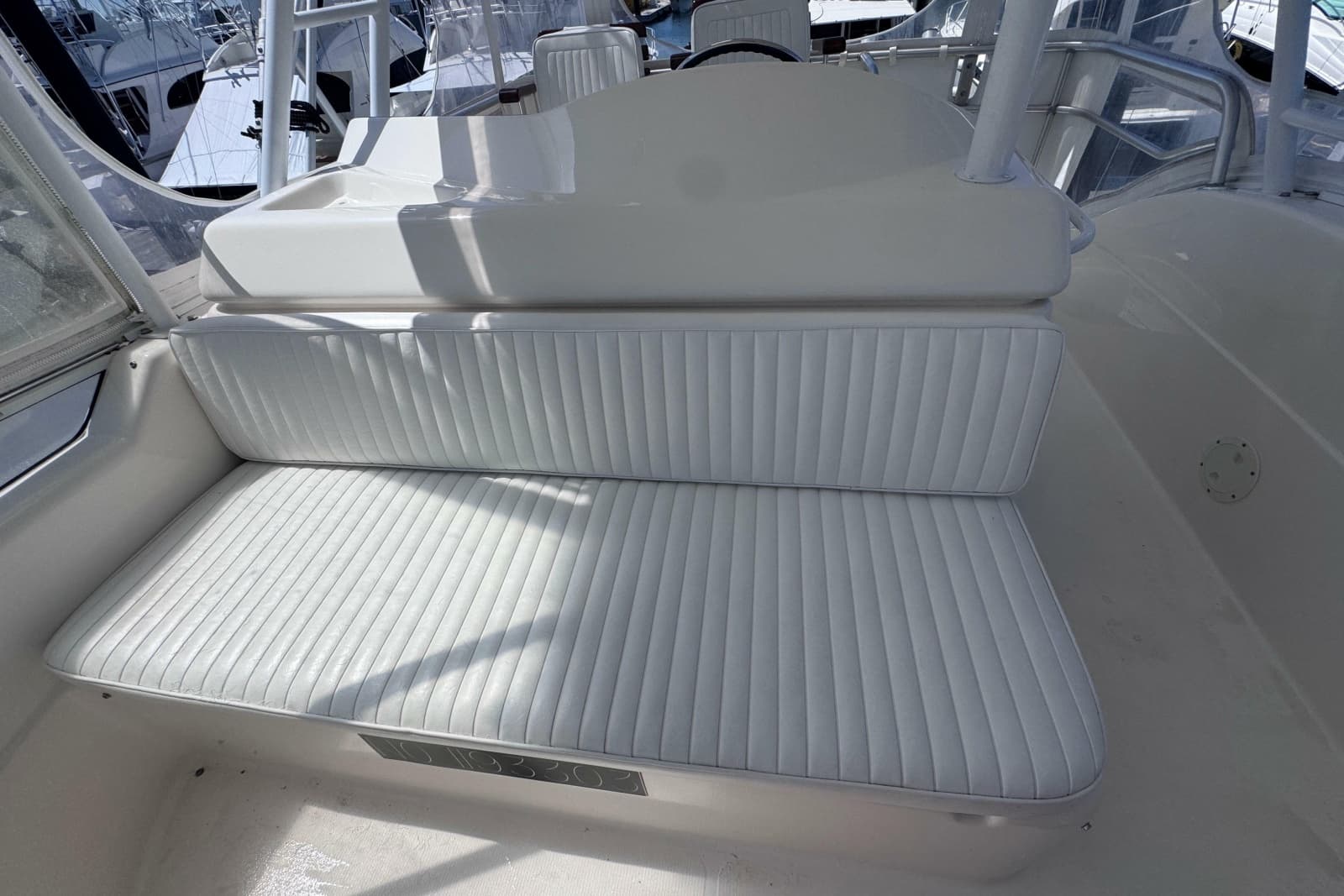 2006 Riviera 37 Flybridge - Photo 32