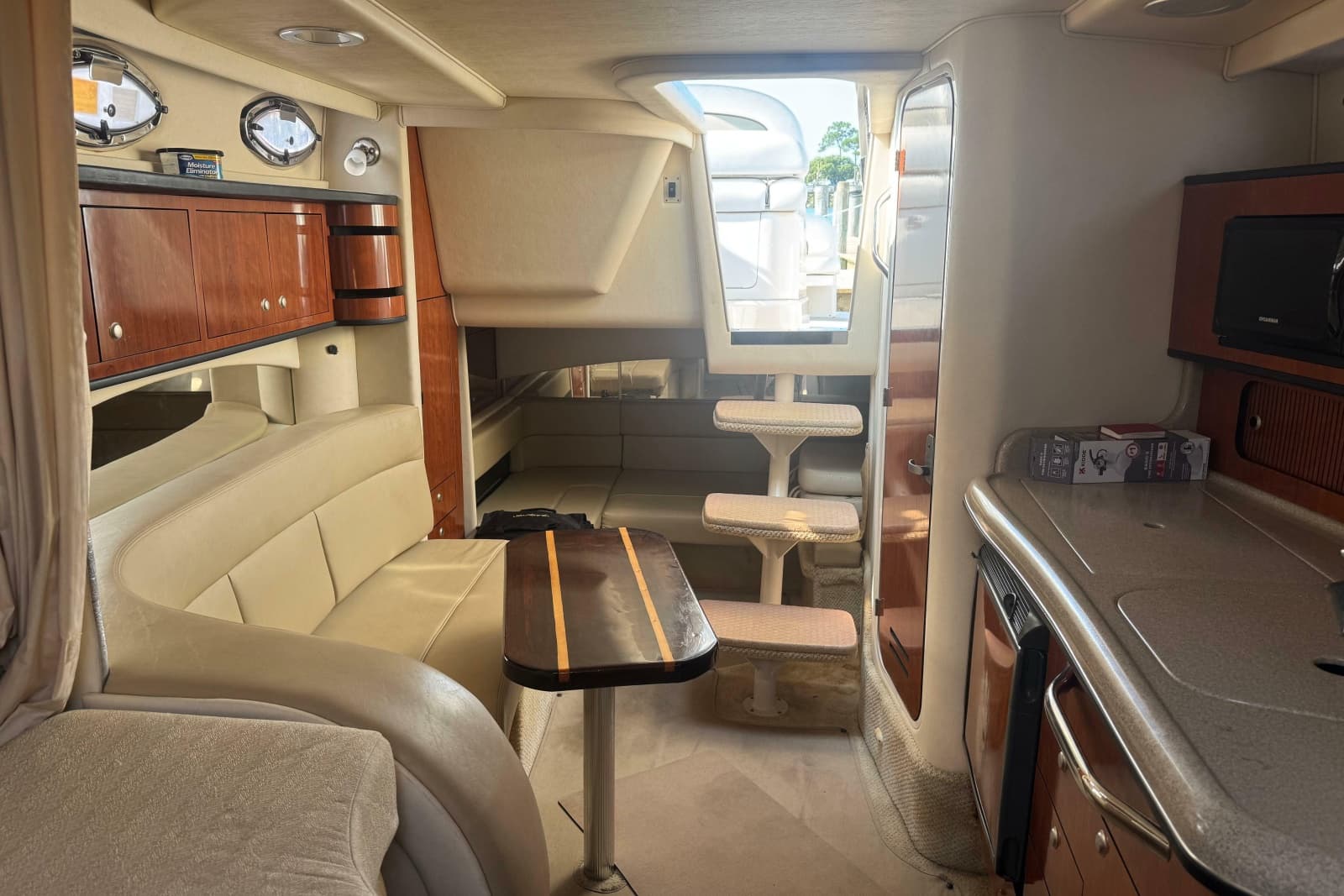 2006 Sea Ray 300 Sundancer - Photo 6